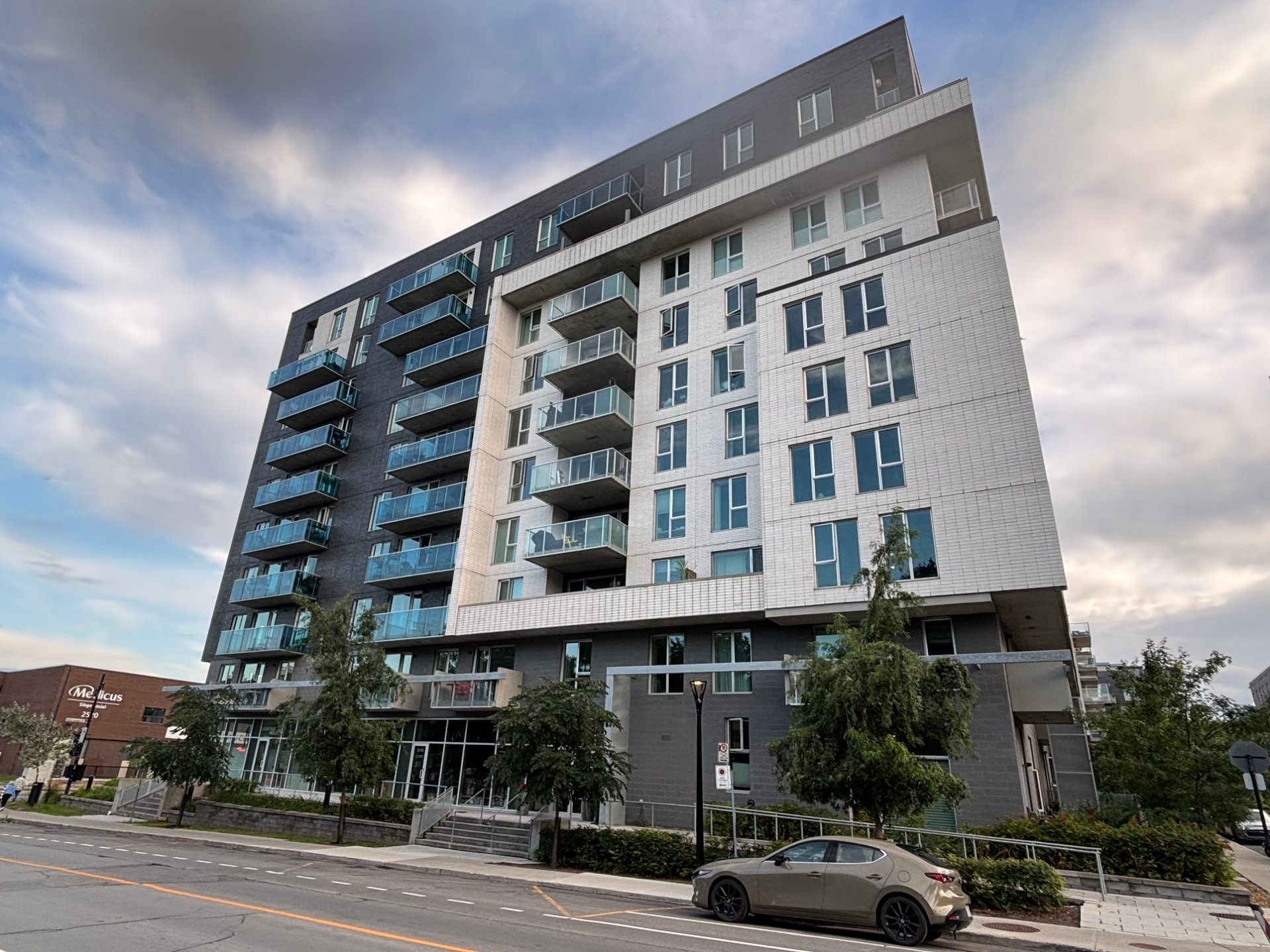 









5100


Rue Molson

, 529,
Montréal (Rosemont/La Petite-Patrie),




QC
H1Y0A7

