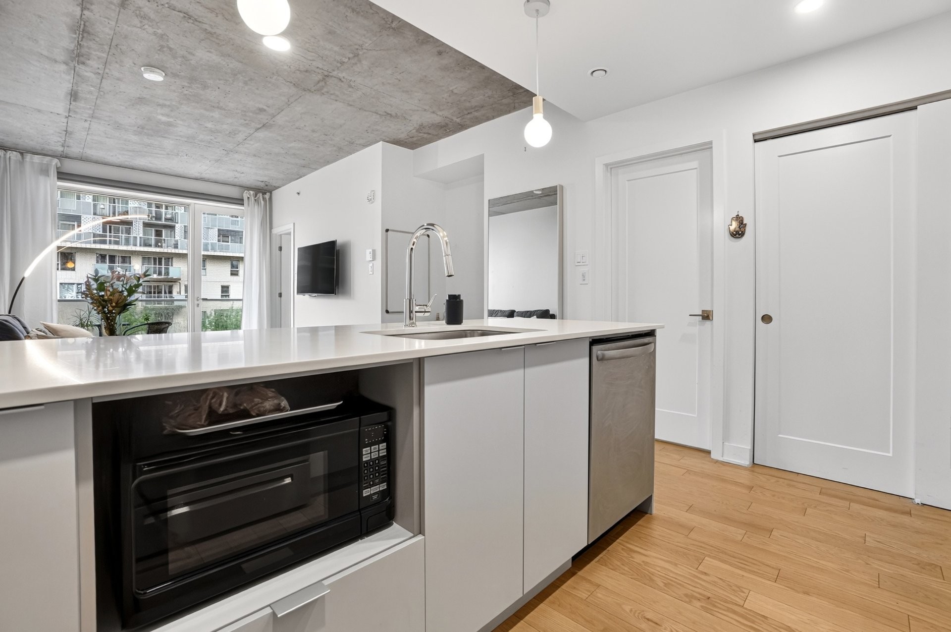 









5100


Rue Molson

, 529,
Montréal (Rosemont/La Petite-Patrie),




QC
H1Y0A7

