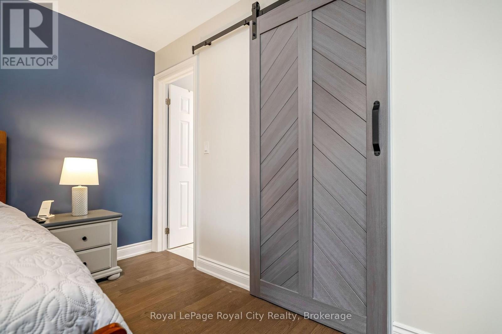 












38 JUNIPER STREET

,
Guelph/Eramosa (Rockwood),




Ontario
N0B2K0

