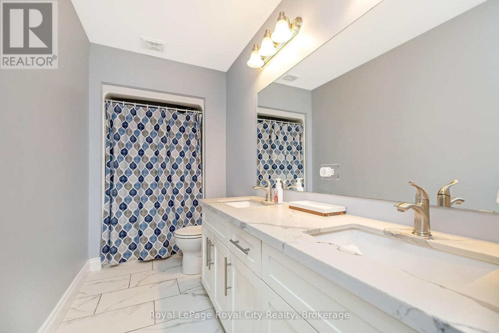 












38 JUNIPER STREET

,
Guelph/Eramosa (Rockwood),




Ontario
N0B2K0


