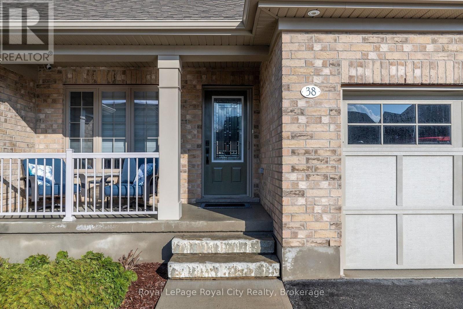 












38 JUNIPER STREET

,
Guelph/Eramosa (Rockwood),




Ontario
N0B2K0

