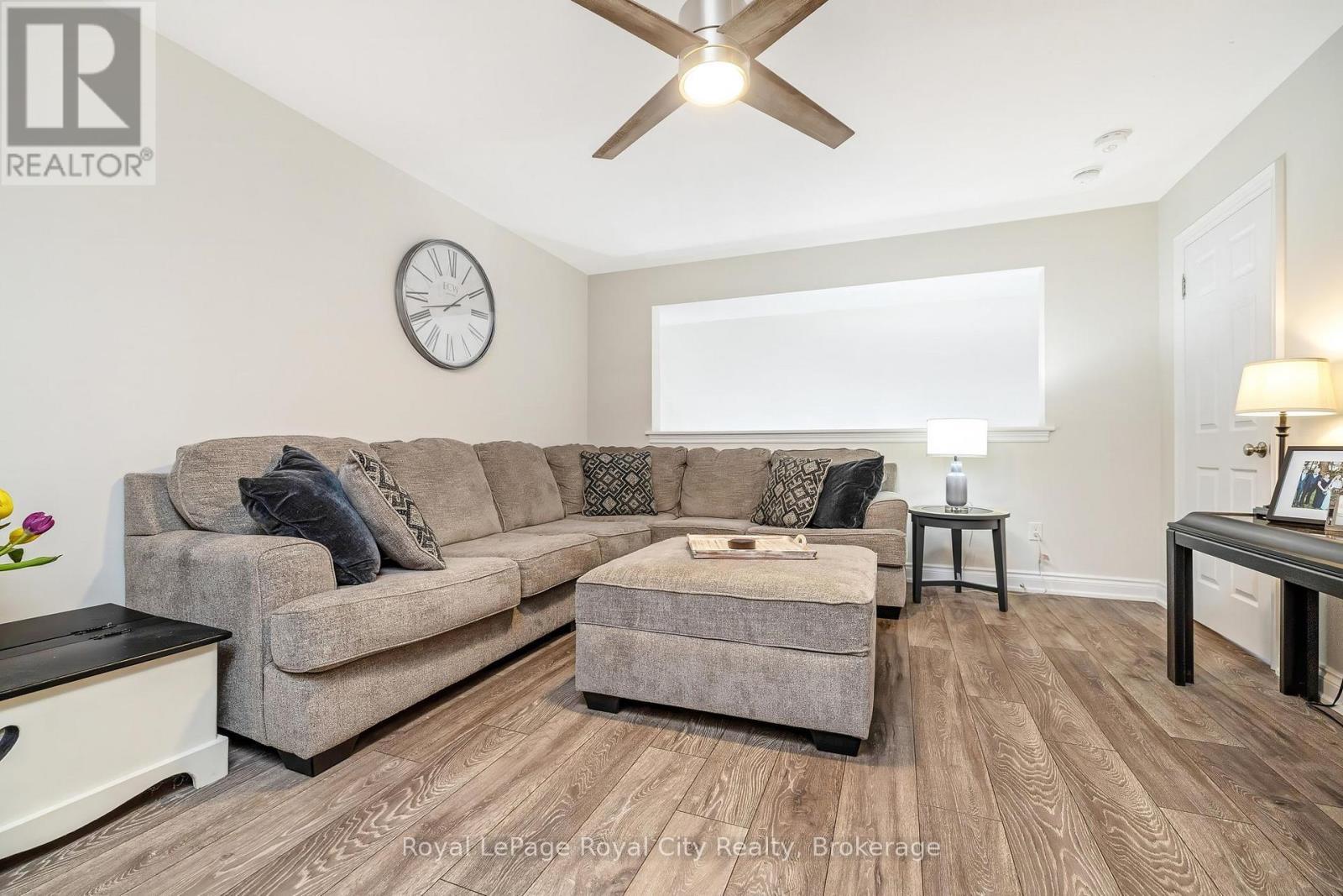 












38 JUNIPER STREET

,
Guelph/Eramosa (Rockwood),




Ontario
N0B2K0


