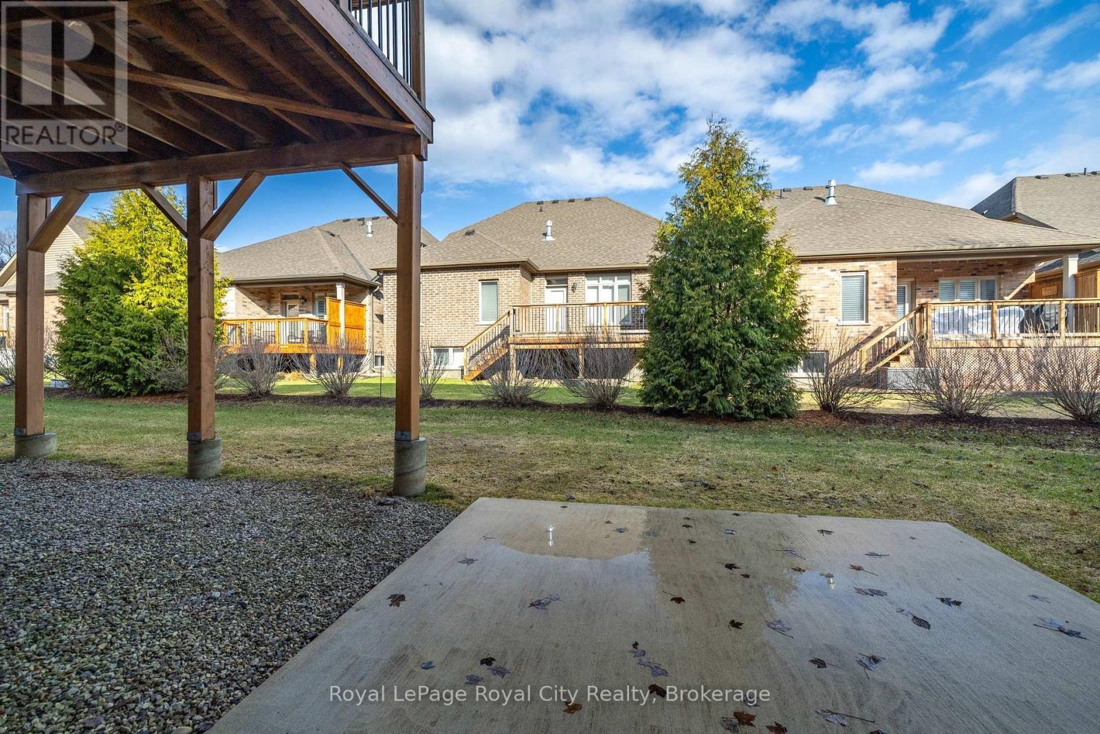 












38 JUNIPER STREET

,
Guelph/Eramosa (Rockwood),




Ontario
N0B2K0

