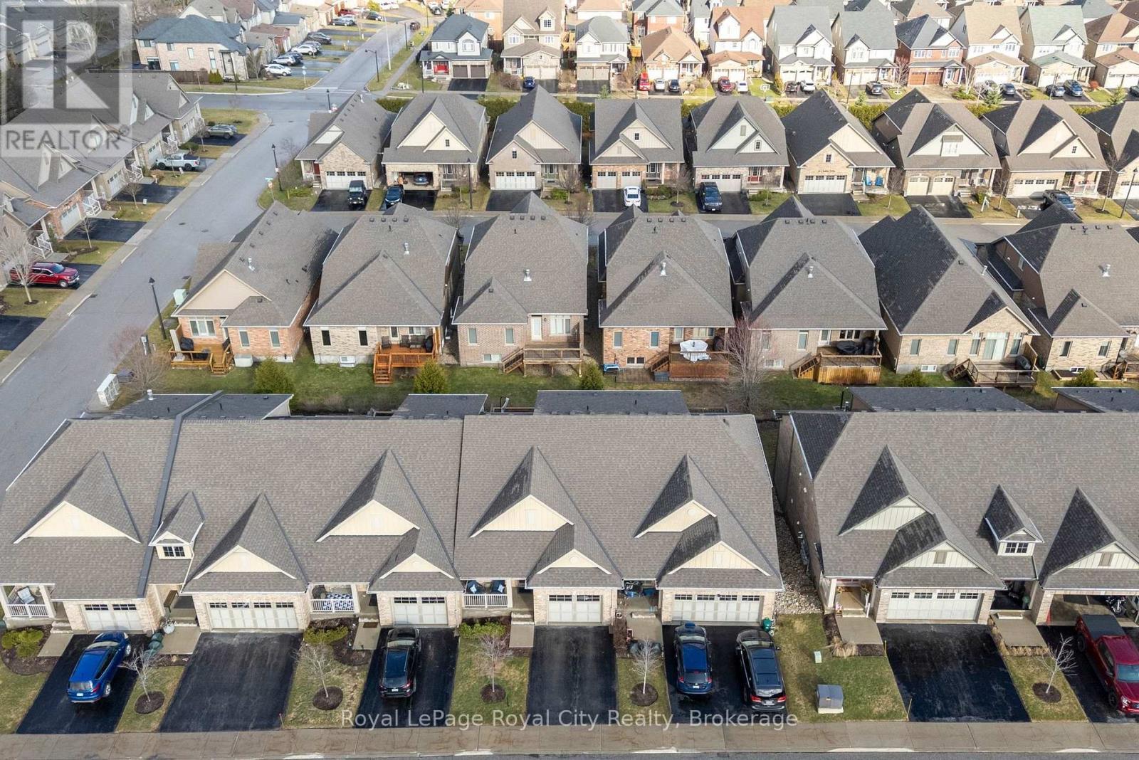












38 JUNIPER STREET

,
Guelph/Eramosa (Rockwood),




Ontario
N0B2K0

