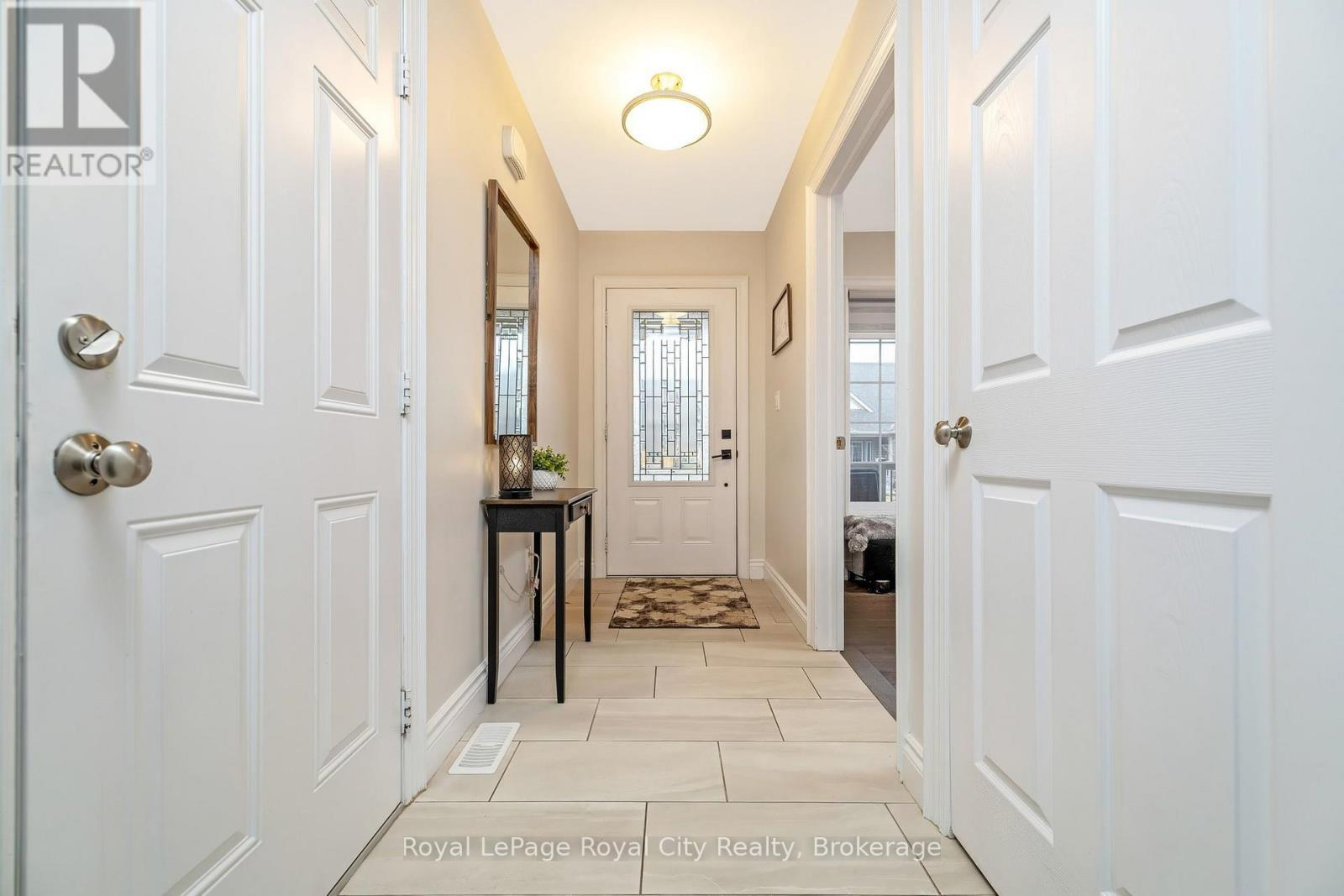 












38 JUNIPER STREET

,
Guelph/Eramosa (Rockwood),




Ontario
N0B2K0

