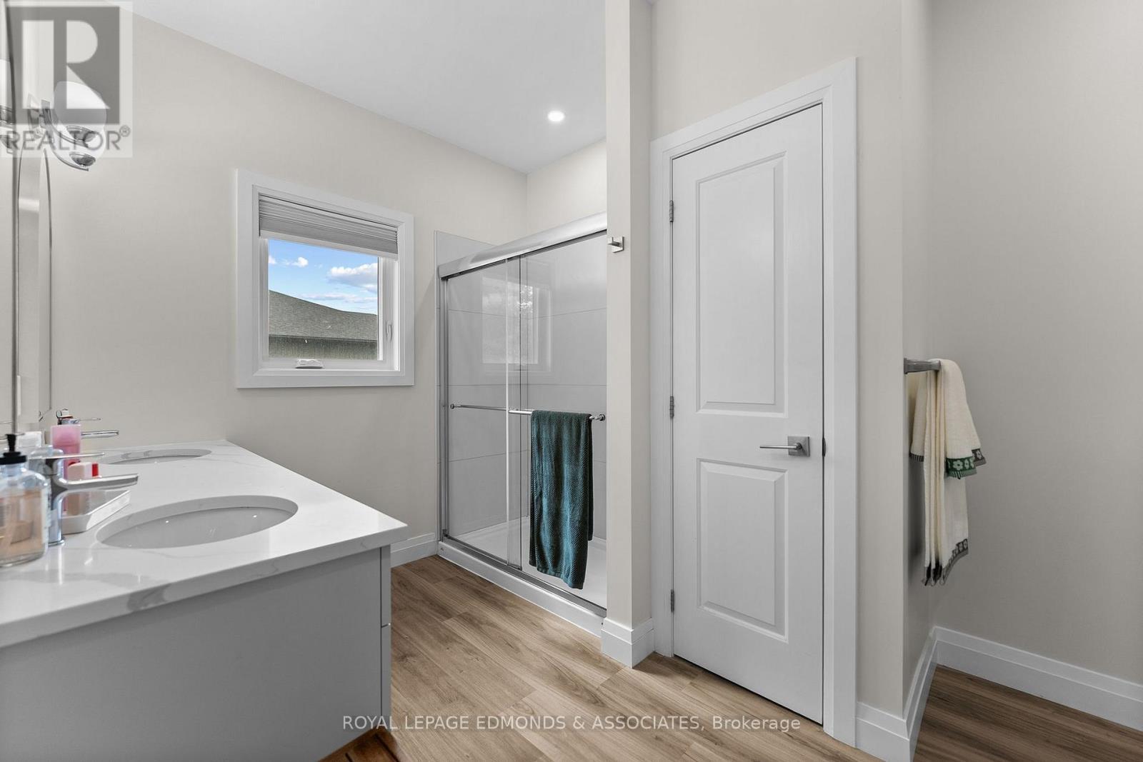 












39 MORRISON DRIVE

,
Whitewater Region,




Ontario
K0J1K0

