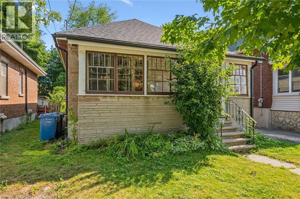 












22 BOULT Avenue

,
Guelph,




Ontario
N1E5W7

