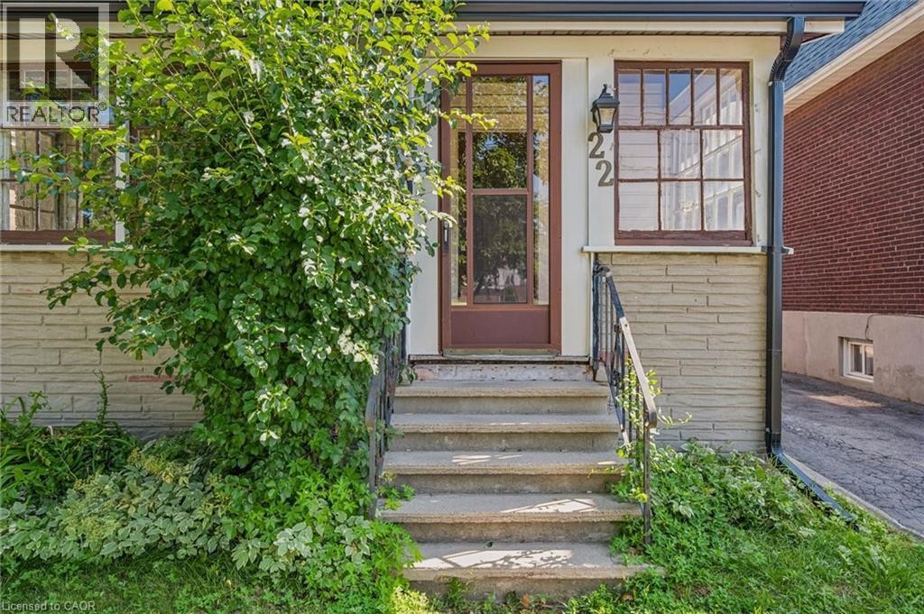 












22 BOULT Avenue

,
Guelph,




Ontario
N1E5W7

