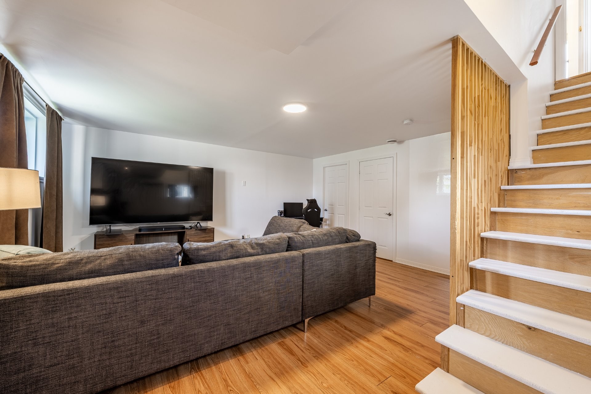 









247


Rue des Cygnes

,
Saint-Amable,




QC
J0L1N0

