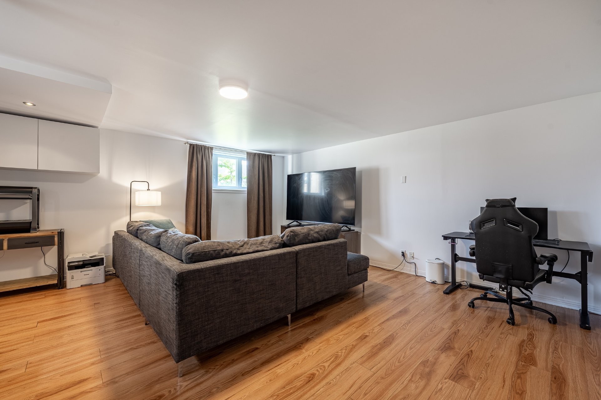 









247


Rue des Cygnes

,
Saint-Amable,




QC
J0L1N0

