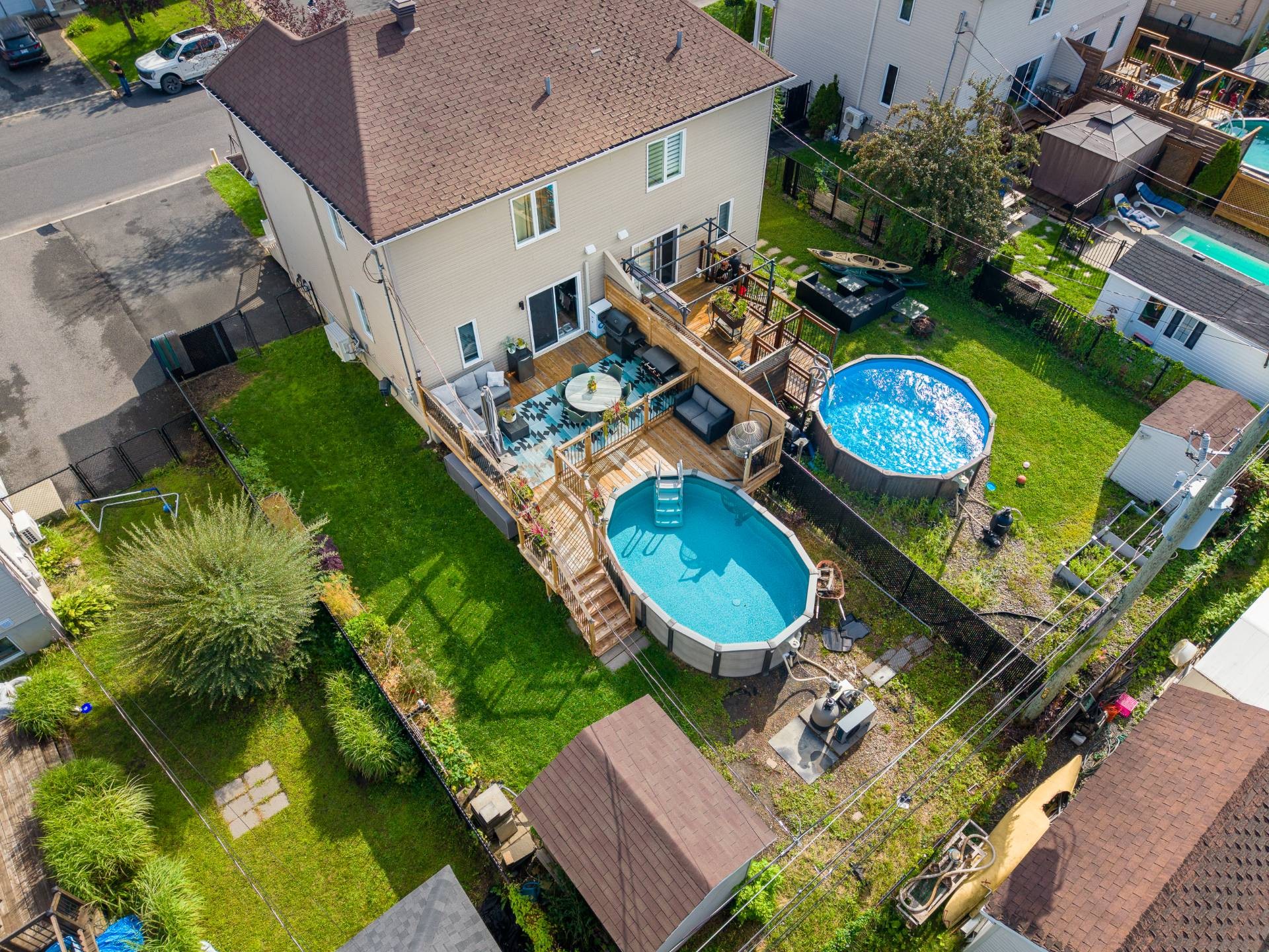 









247


Rue des Cygnes

,
Saint-Amable,




QC
J0L1N0

