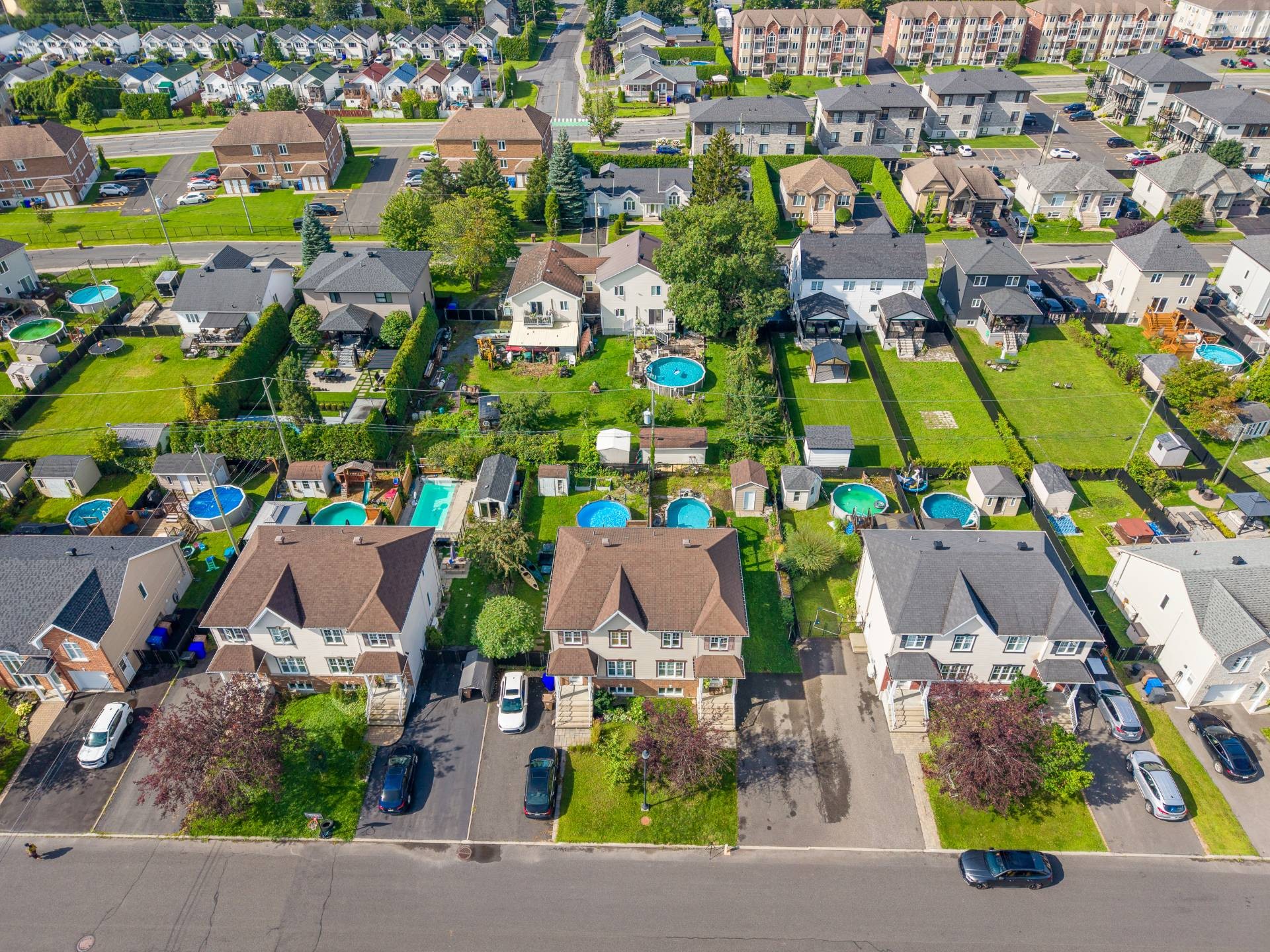 









247


Rue des Cygnes

,
Saint-Amable,




QC
J0L1N0

