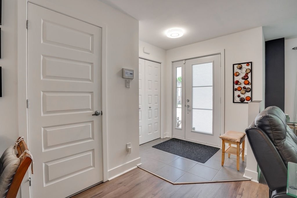 









32


Rue Jacques-Joubert

,
Gatineau (Buckingham),




QC
J8L0Y5

