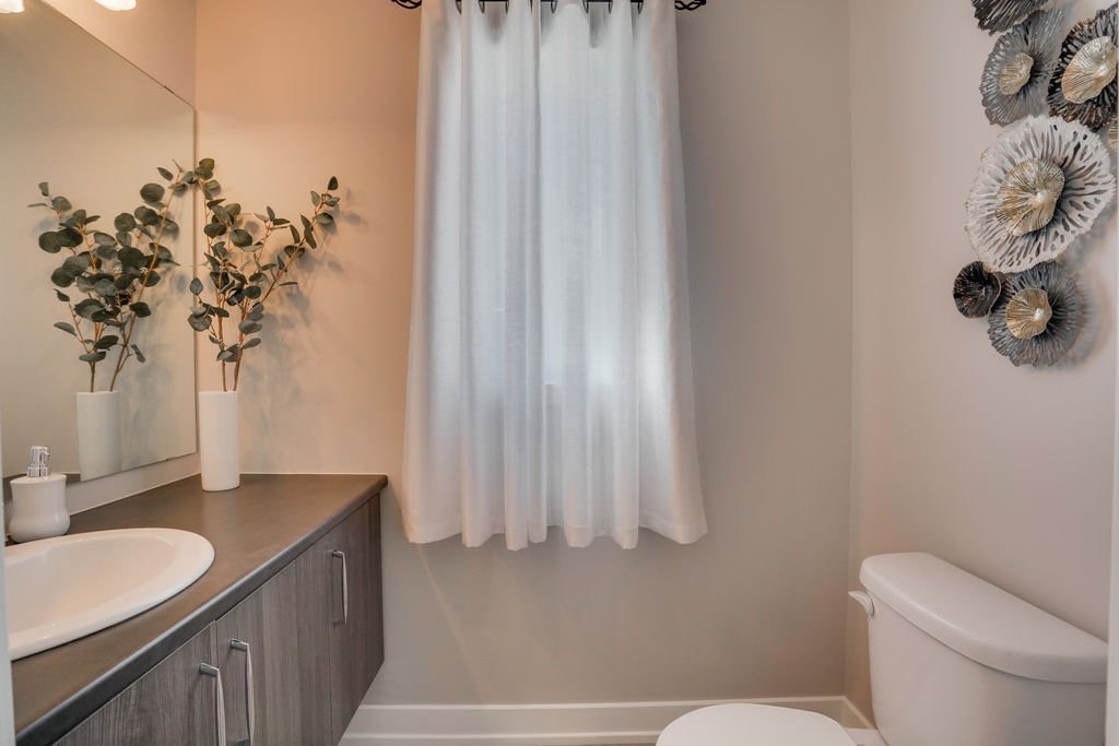 









32


Rue Jacques-Joubert

,
Gatineau (Buckingham),




QC
J8L0Y5

