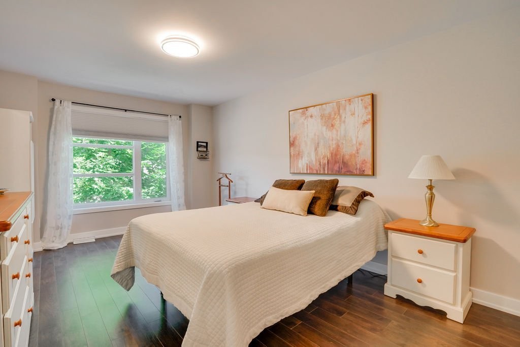 









32


Rue Jacques-Joubert

,
Gatineau (Buckingham),




QC
J8L0Y5

