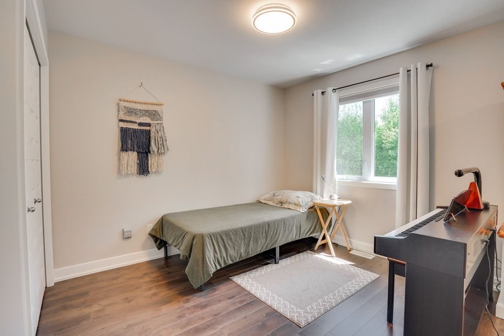 









32


Rue Jacques-Joubert

,
Gatineau (Buckingham),




QC
J8L0Y5

