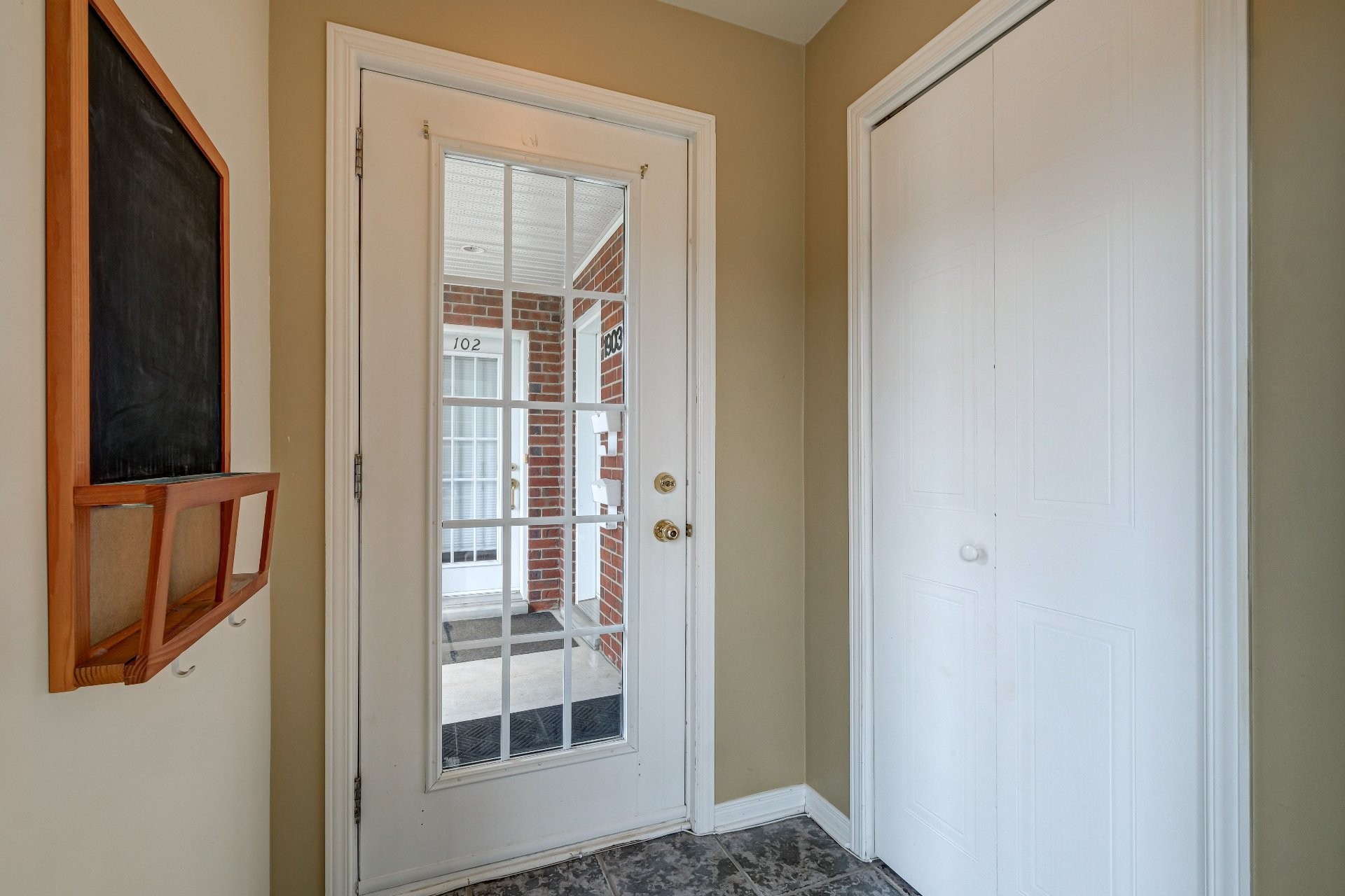 









1903


Rue De Chambly

, 105,
Saint-Bruno-de-Montarville,




QC
J3V6H2

