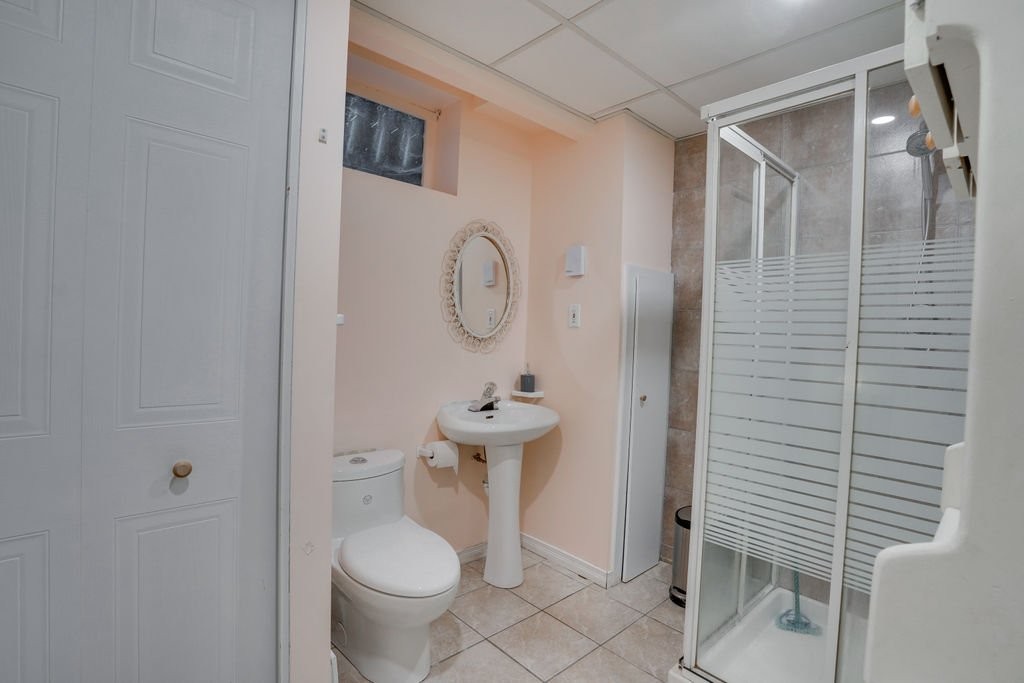 









16


Rue des Sources

,
Gatineau (Gatineau),




QC
J8V1C6

