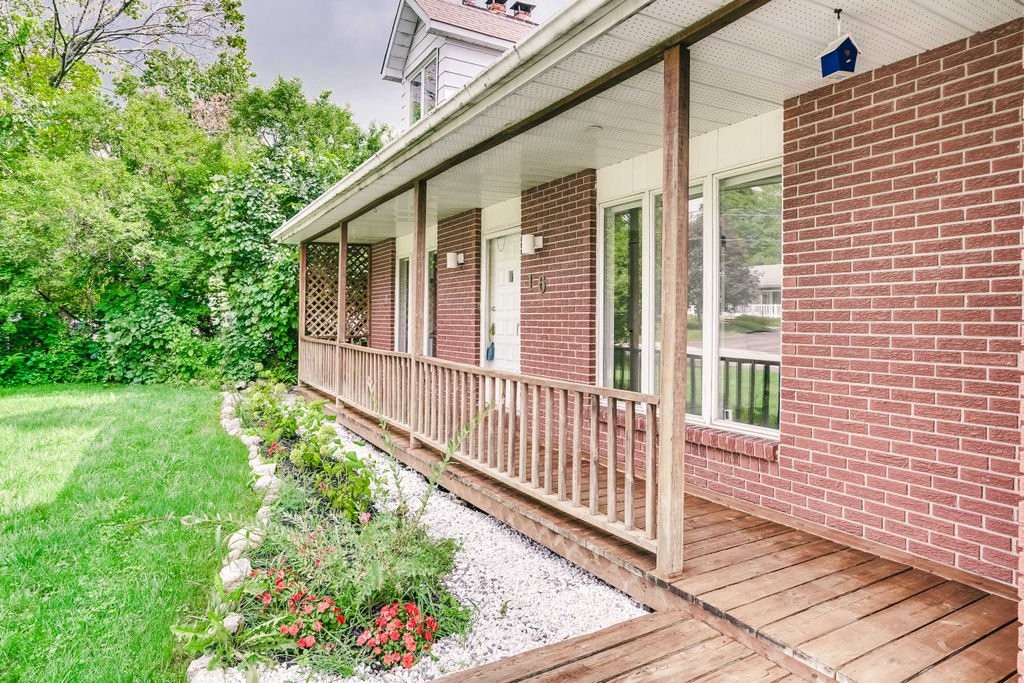 









16


Rue des Sources

,
Gatineau (Gatineau),




QC
J8V1C6

