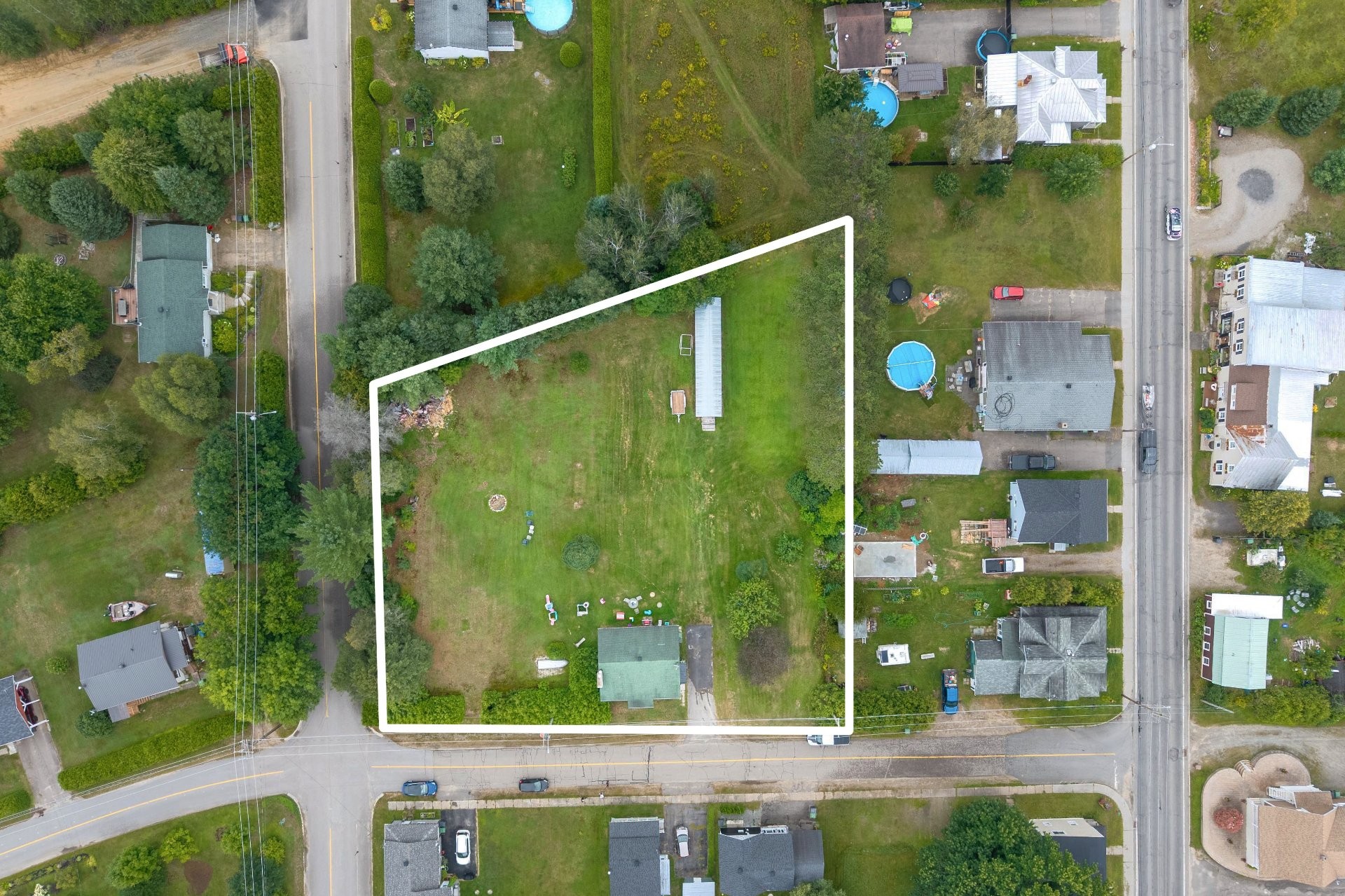 









110


Rue Brosseau

,
Amherst,




QC
J0T2L0

