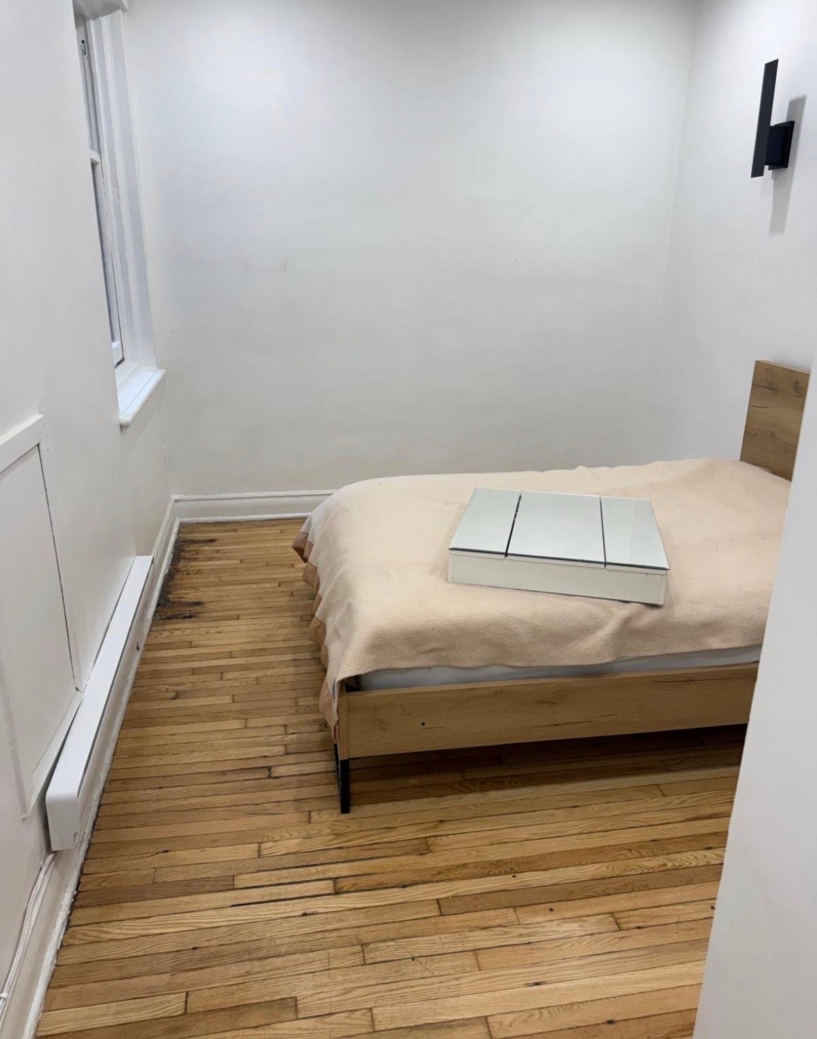 









339


Av. Victoria

, 4,
Westmount,




QC
H3Z2N1

