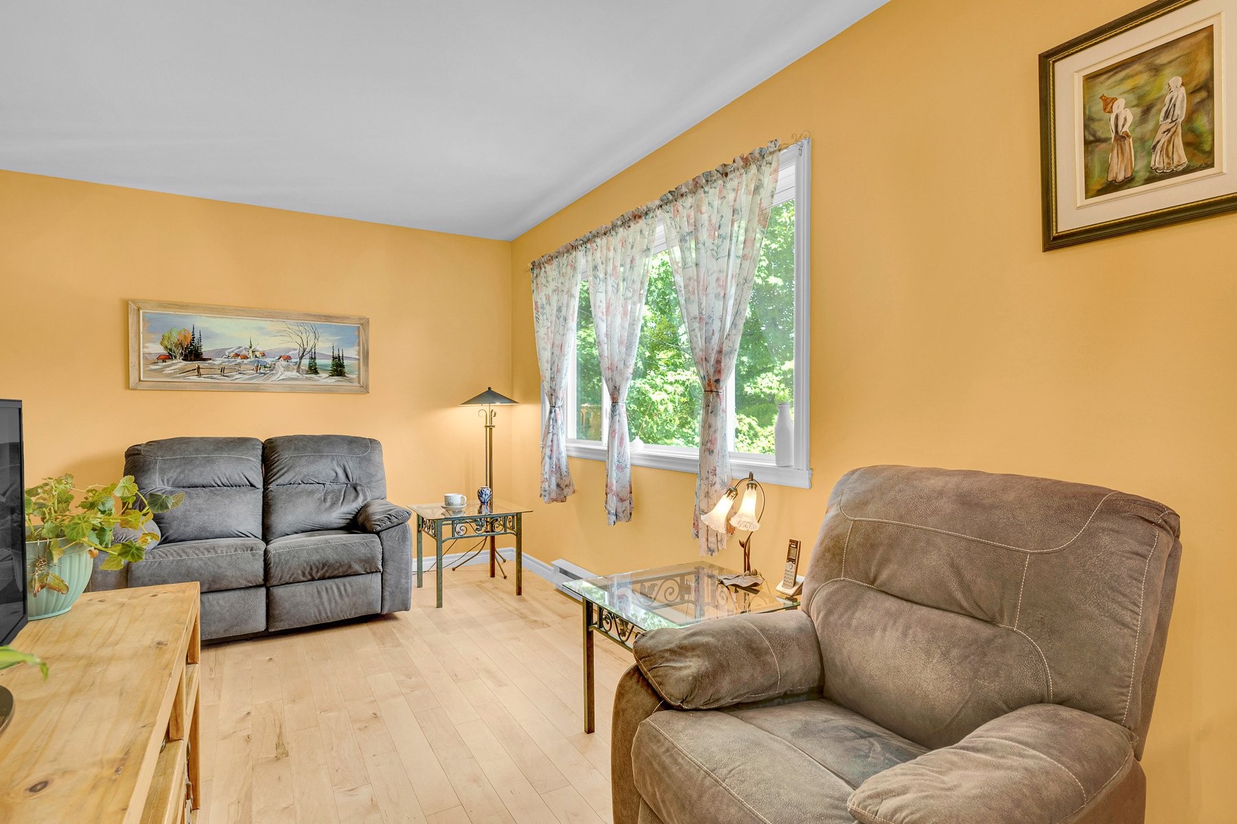 









2862

 - 2864


1er rang de Doncaster

,
Val-David,




QC
J0T2N0

