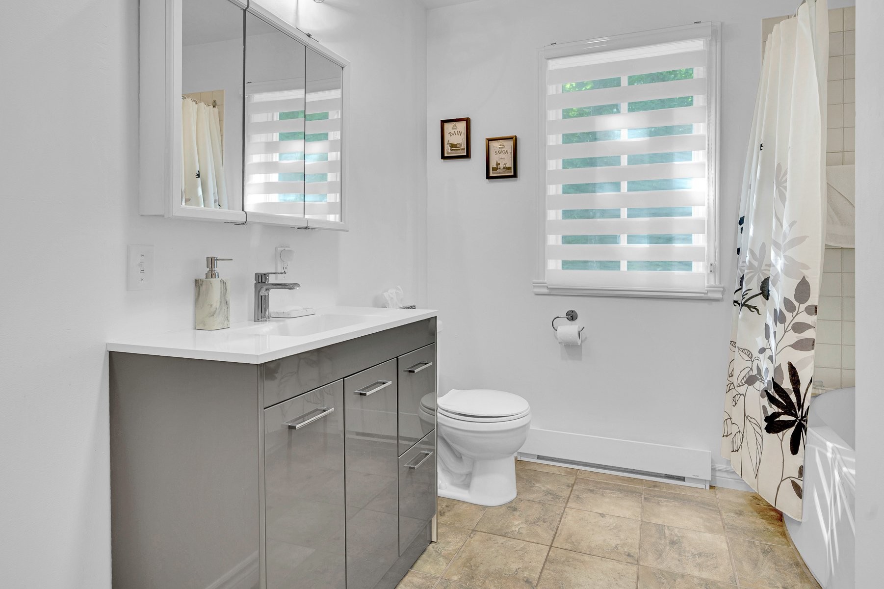 









2862

 - 2864


1er rang de Doncaster

,
Val-David,




QC
J0T2N0

