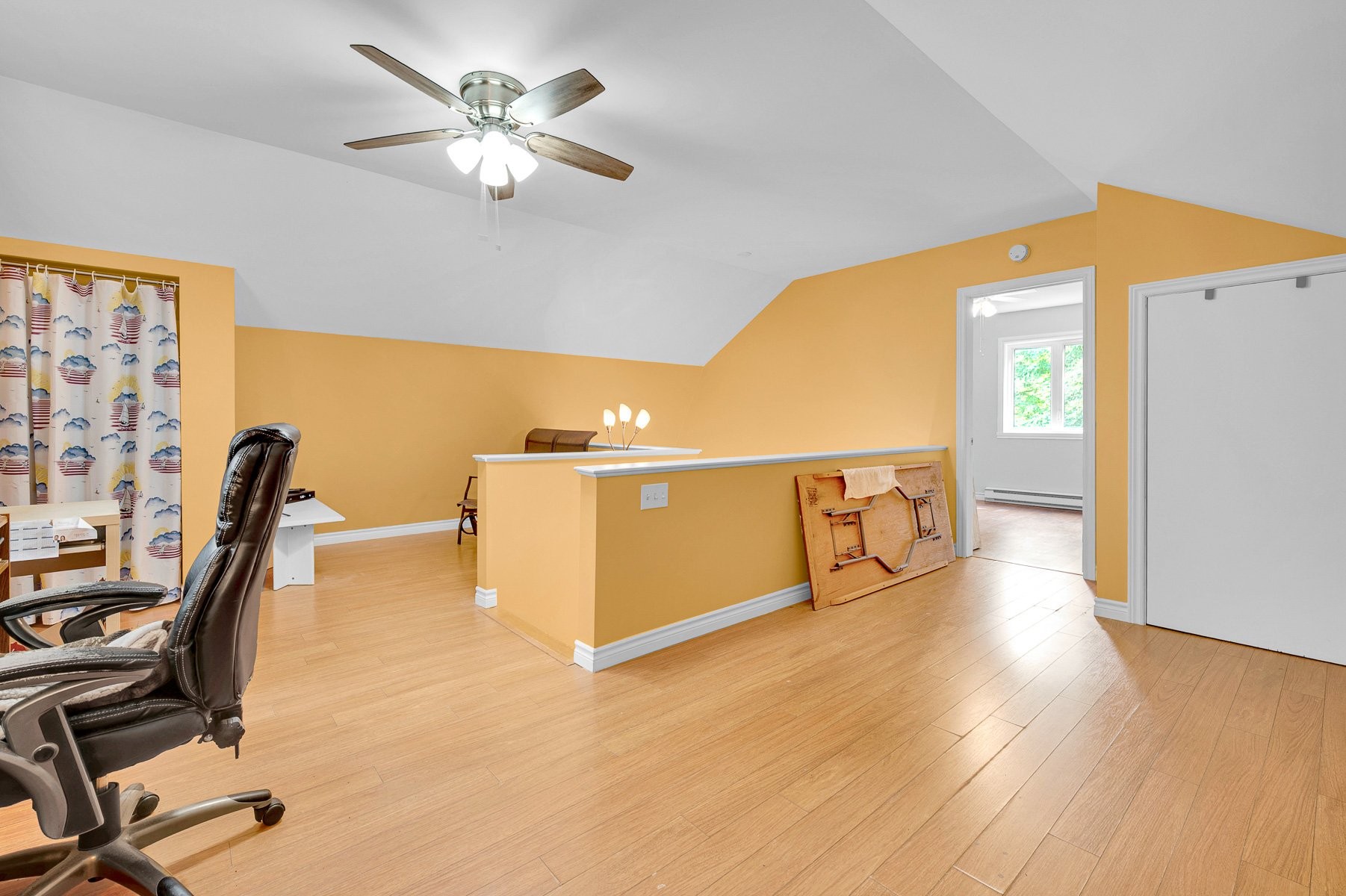 









2862

 - 2864


1er rang de Doncaster

,
Val-David,




QC
J0T2N0

