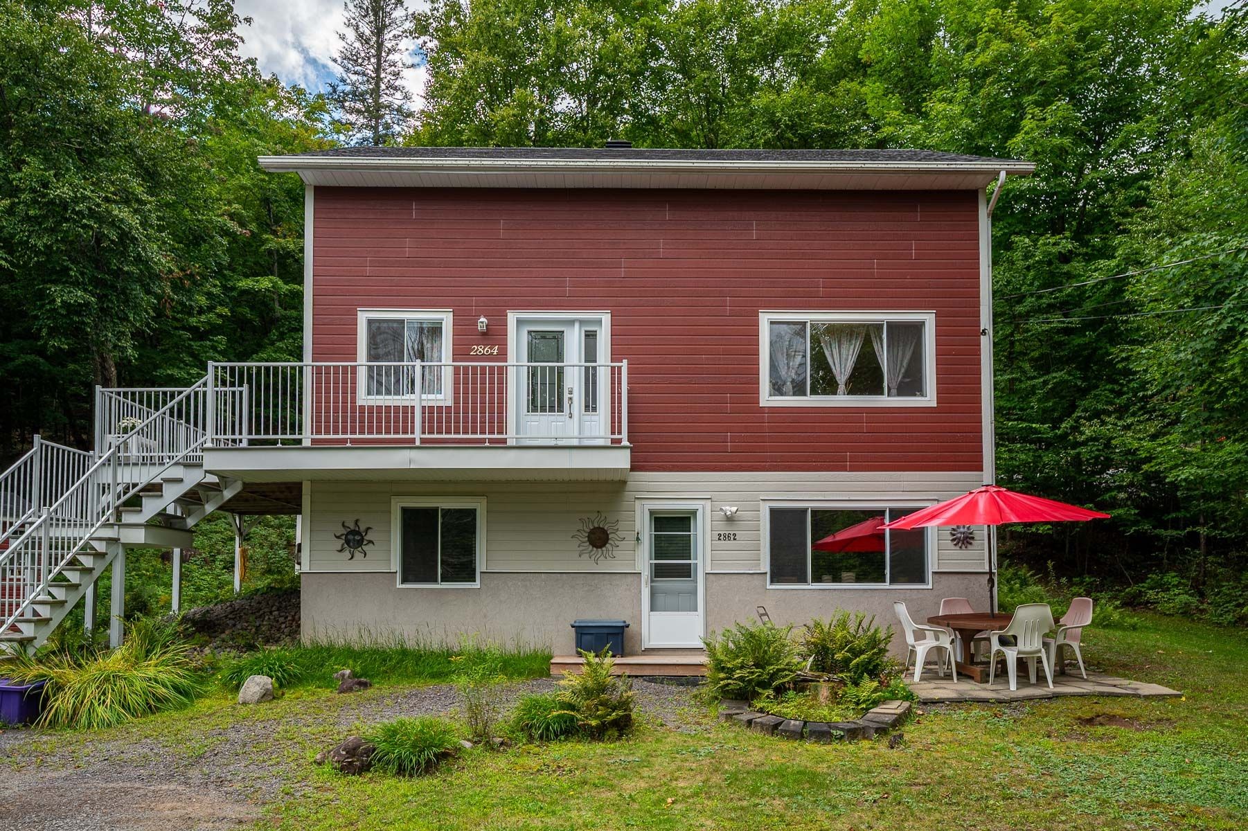 









2862

 - 2864


1er rang de Doncaster

,
Val-David,




QC
J0T2N0

