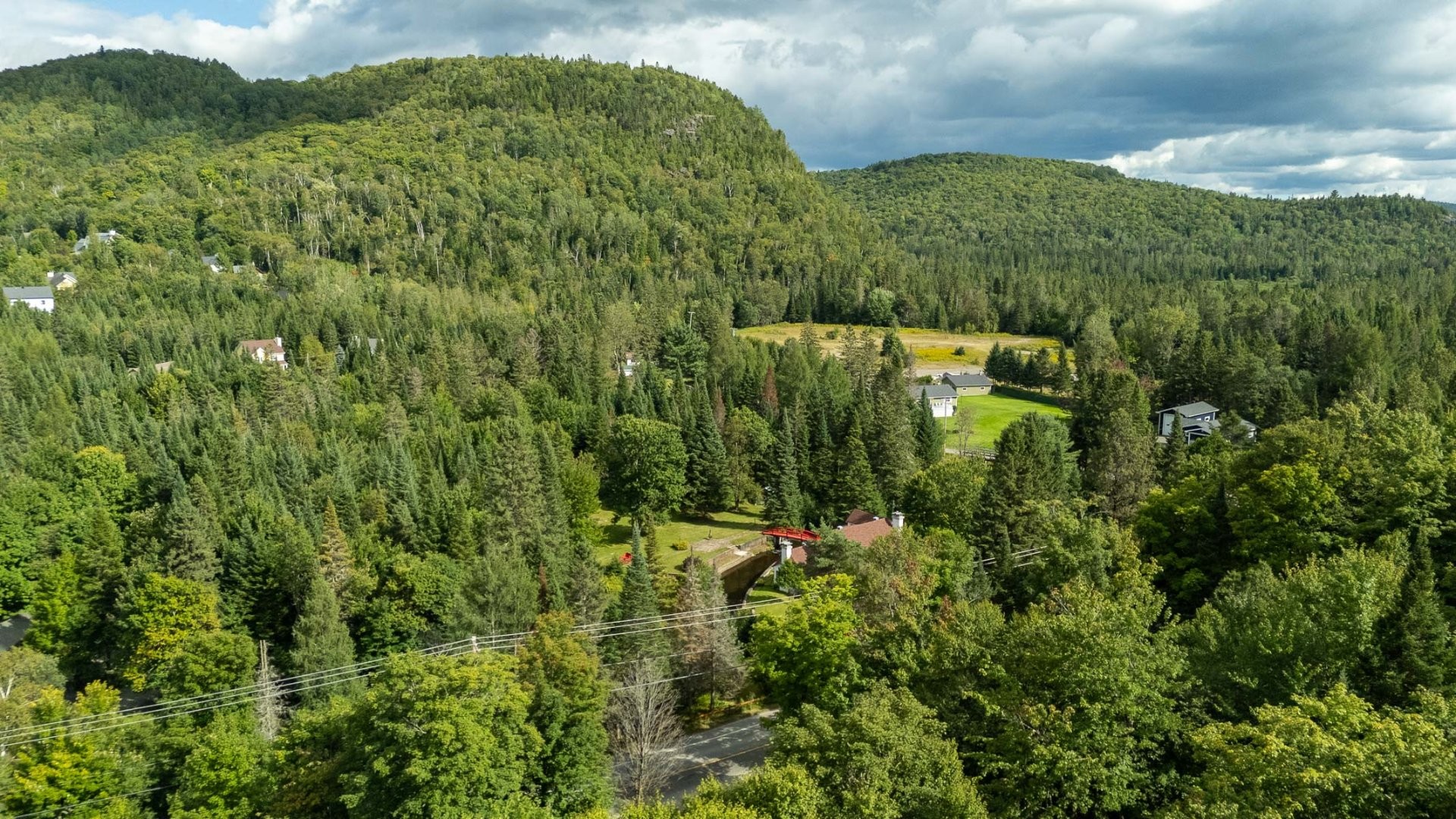









2862

 - 2864


1er rang de Doncaster

,
Val-David,




QC
J0T2N0


