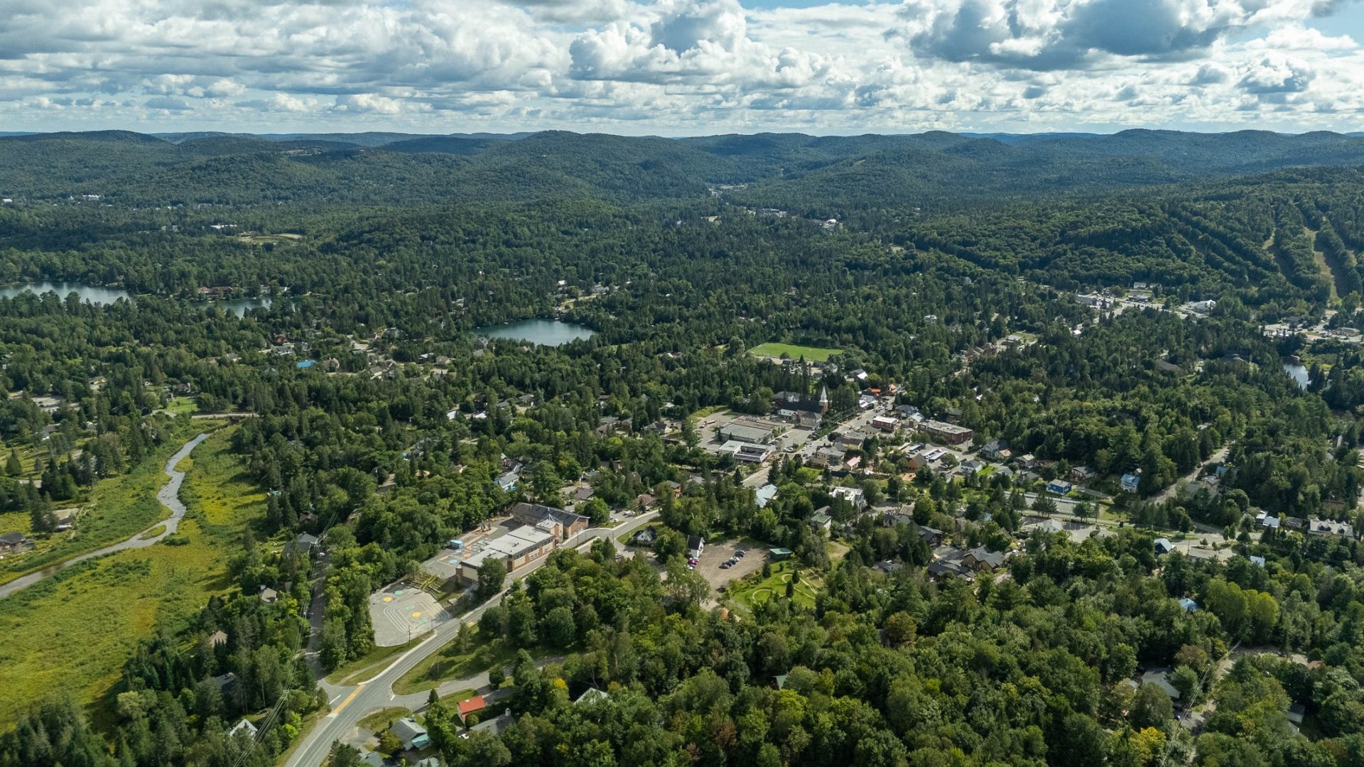 









2862

 - 2864


1er rang de Doncaster

,
Val-David,




QC
J0T2N0

