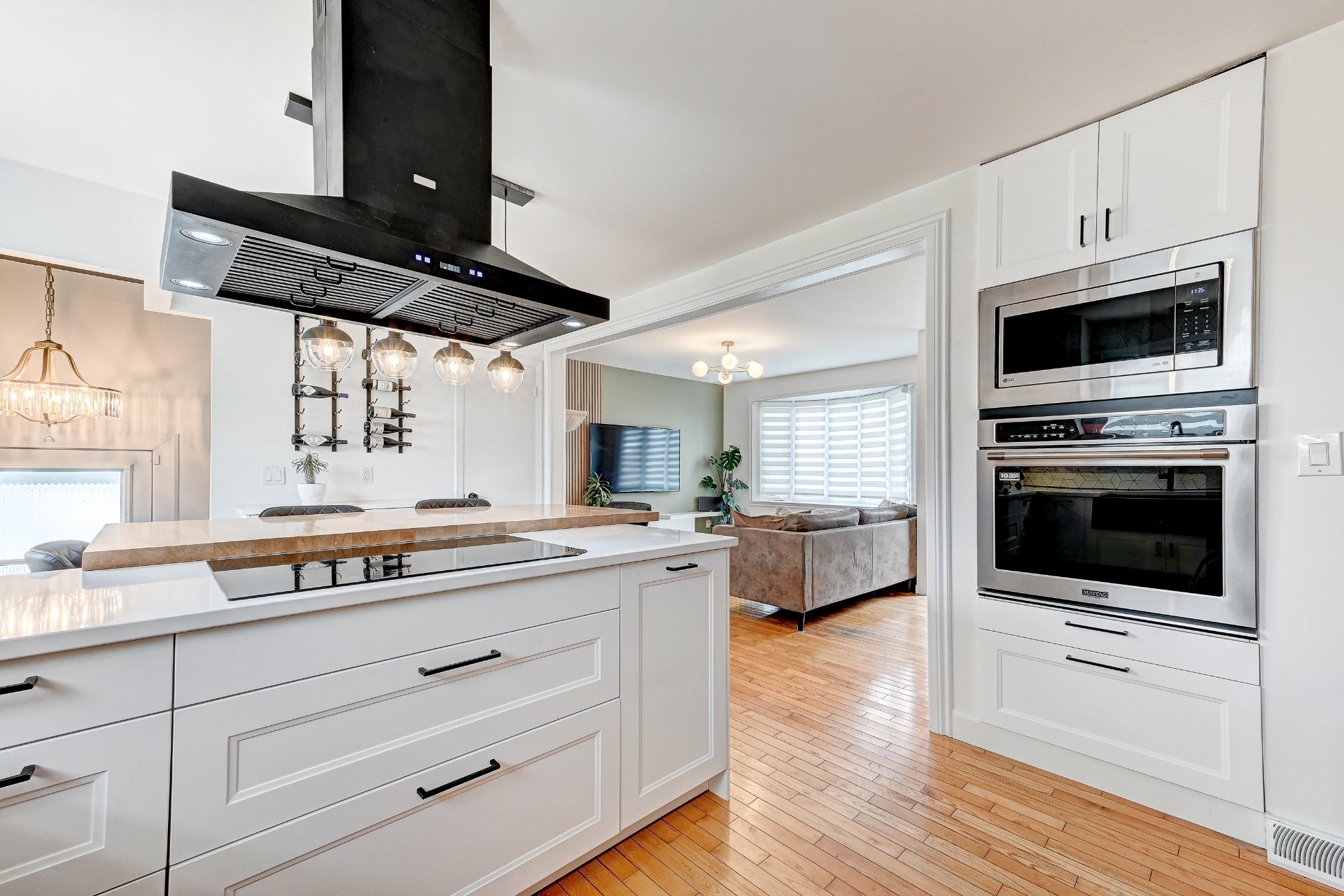 









4530


Rue Donat

,
Longueuil (Saint-Hubert),




QC
J3Y2L7

