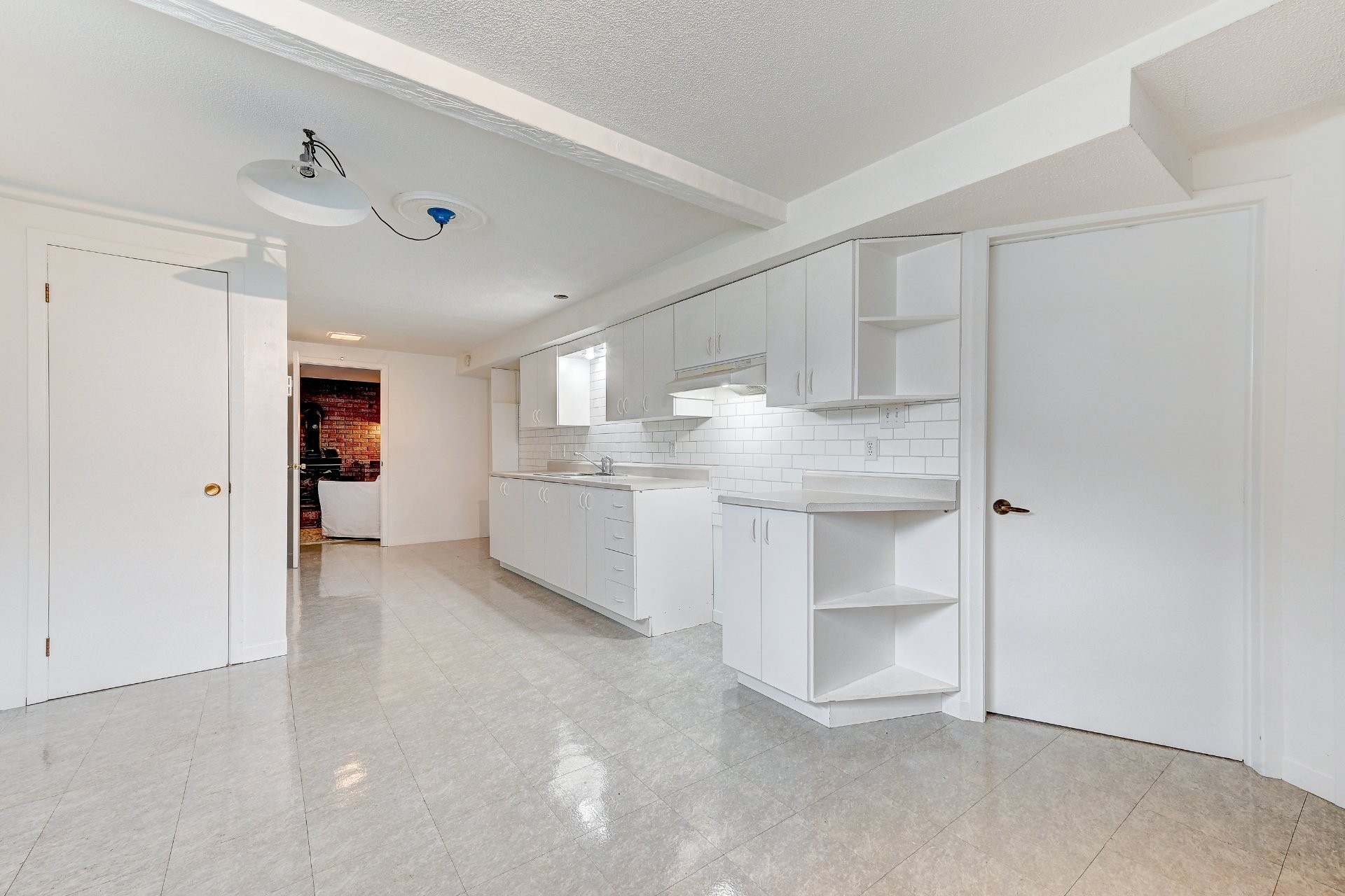 









4530


Rue Donat

,
Longueuil (Saint-Hubert),




QC
J3Y2L7

