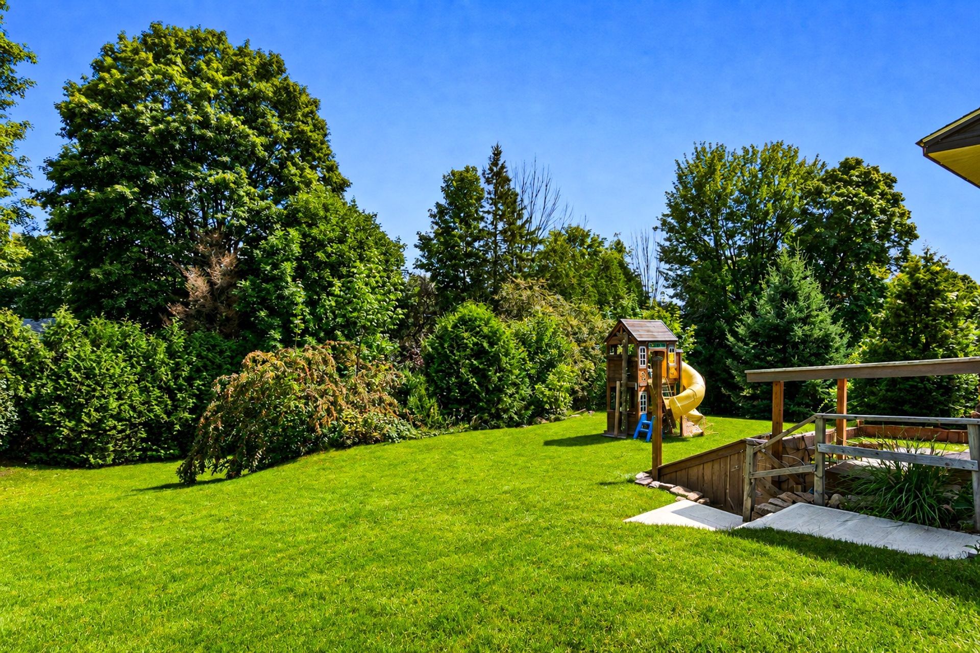 









285


Rue Park

,
Brownsburg-Chatham,




QC
J8G3A3

