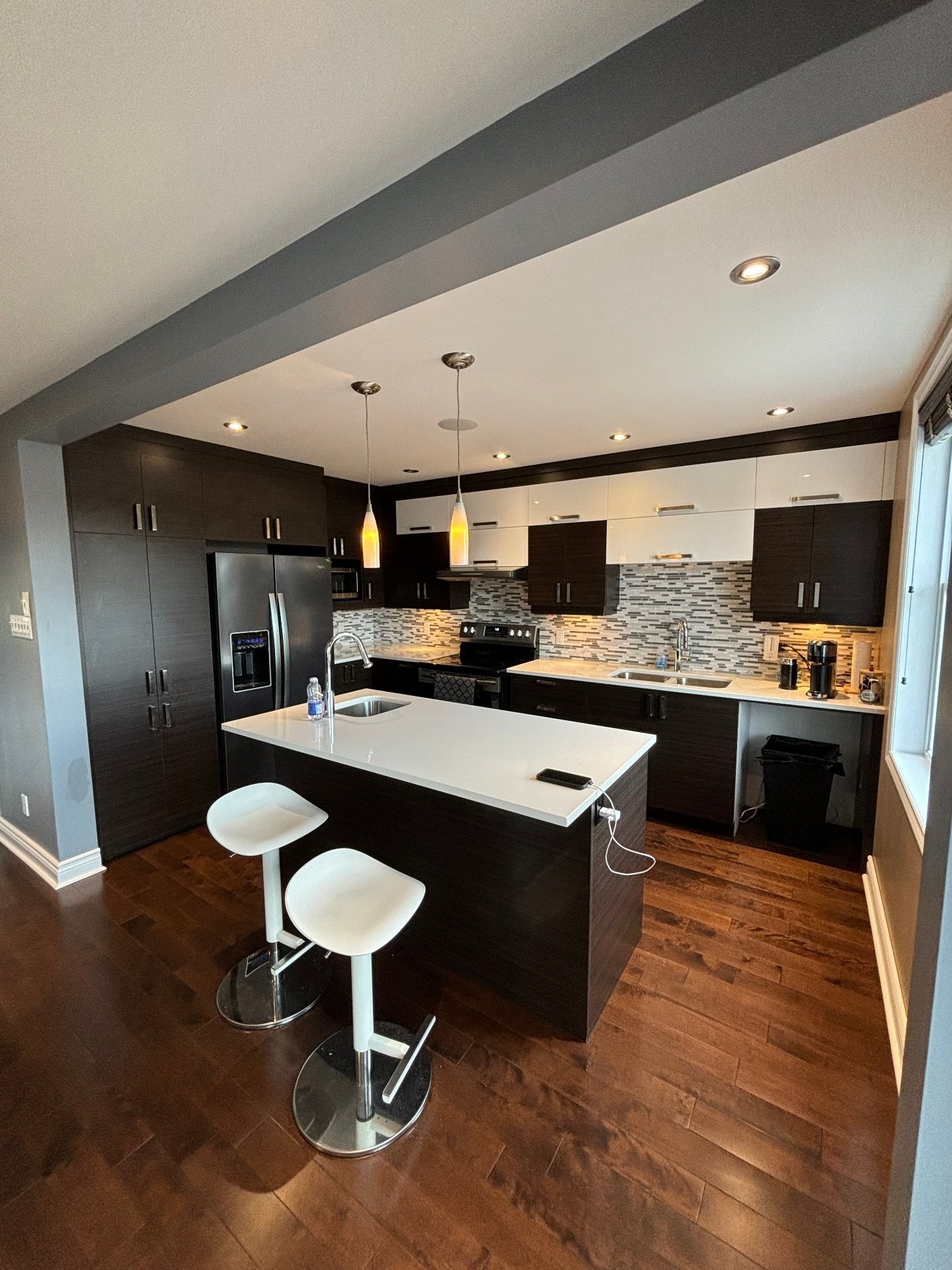 









1265

 - 1275


Rue William-MacDonald

,
Montréal (Lachine),




QC
H8S2A3

