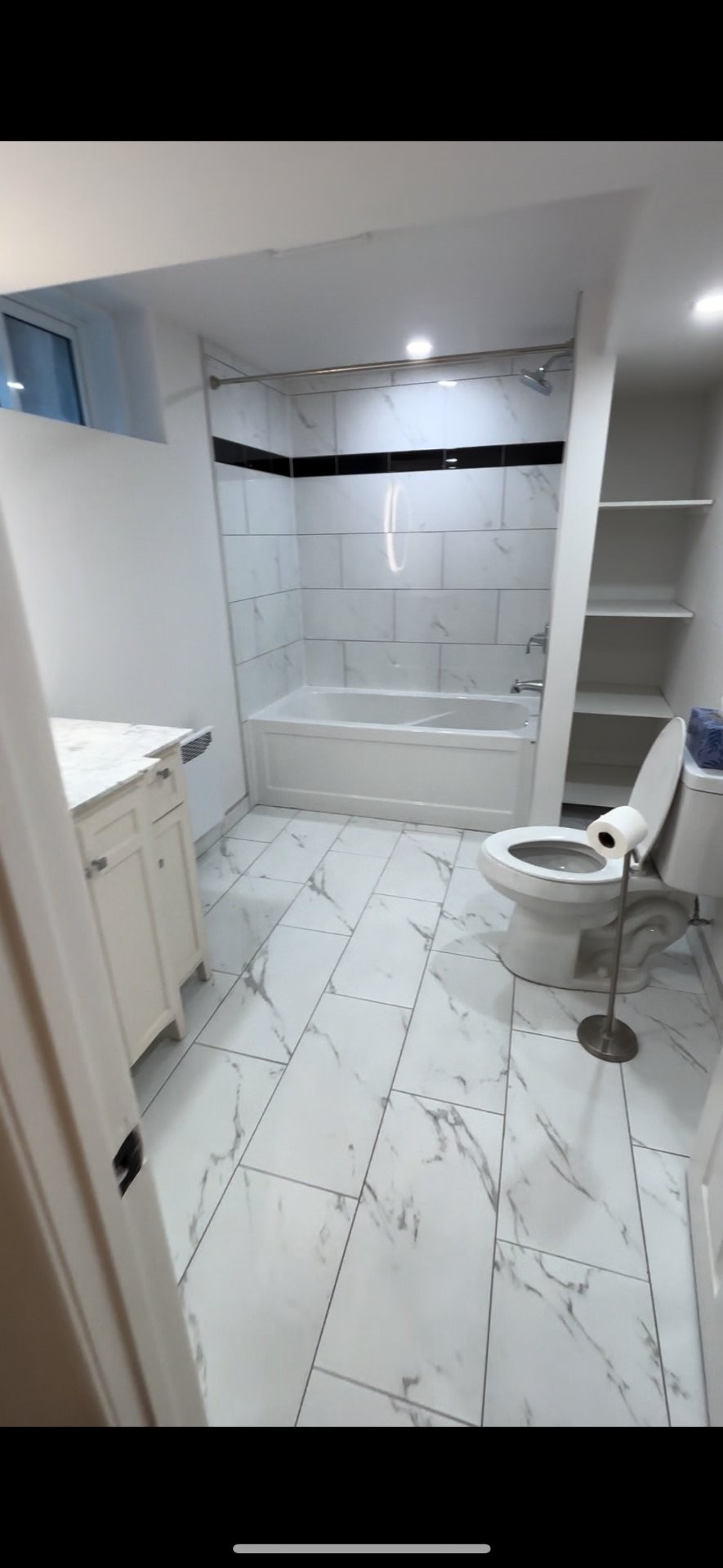 









1265

 - 1275


Rue William-MacDonald

,
Montréal (Lachine),




QC
H8S2A3

