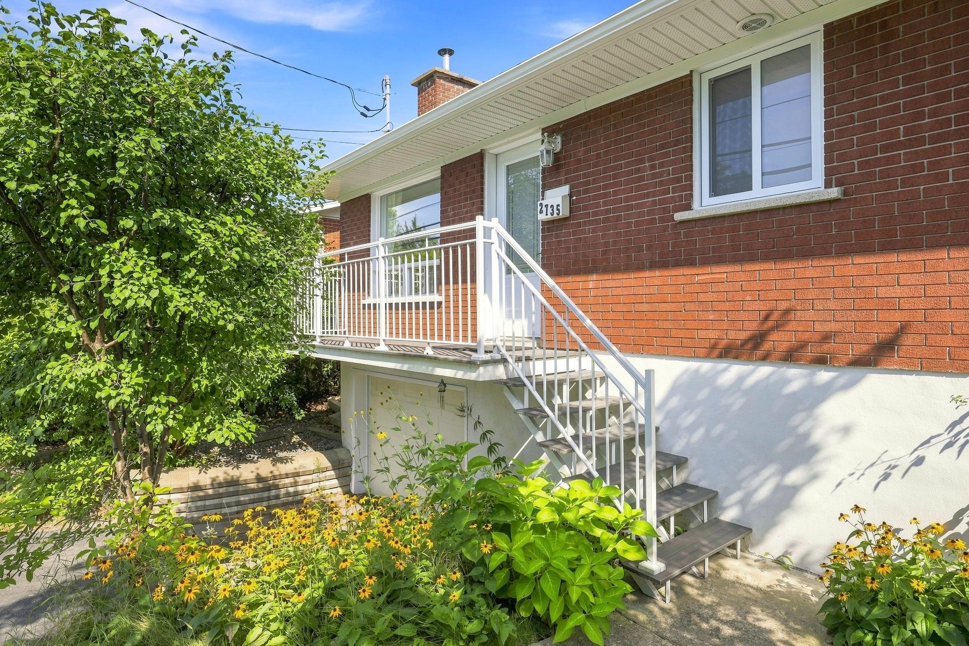 









2735


Rue Cornwall

,
Longueuil (Saint-Hubert),




QC
J3Y5G3

