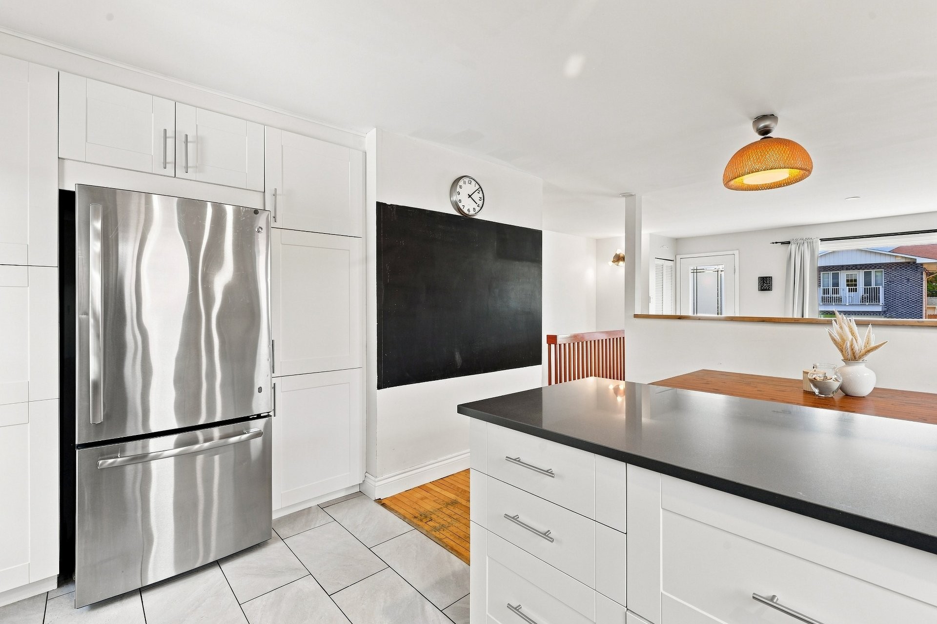 









2735


Rue Cornwall

,
Longueuil (Saint-Hubert),




QC
J3Y5G3

