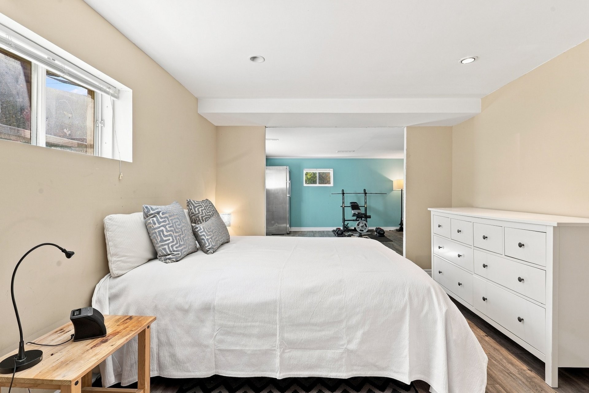 









2735


Rue Cornwall

,
Longueuil (Saint-Hubert),




QC
J3Y5G3

