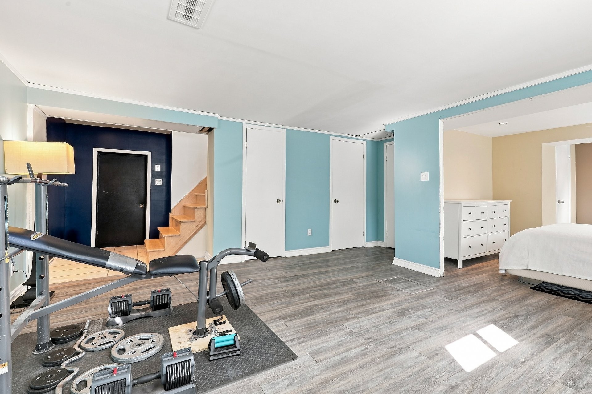 









2735


Rue Cornwall

,
Longueuil (Saint-Hubert),




QC
J3Y5G3

