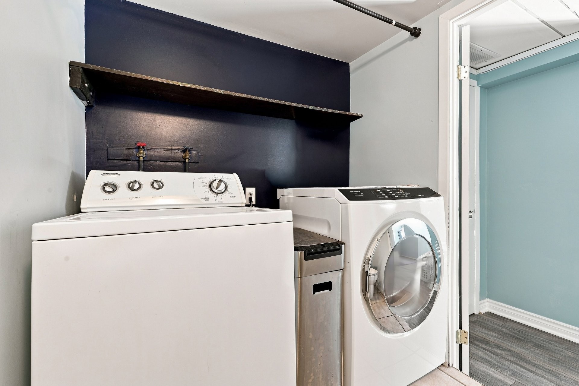 









2735


Rue Cornwall

,
Longueuil (Saint-Hubert),




QC
J3Y5G3

