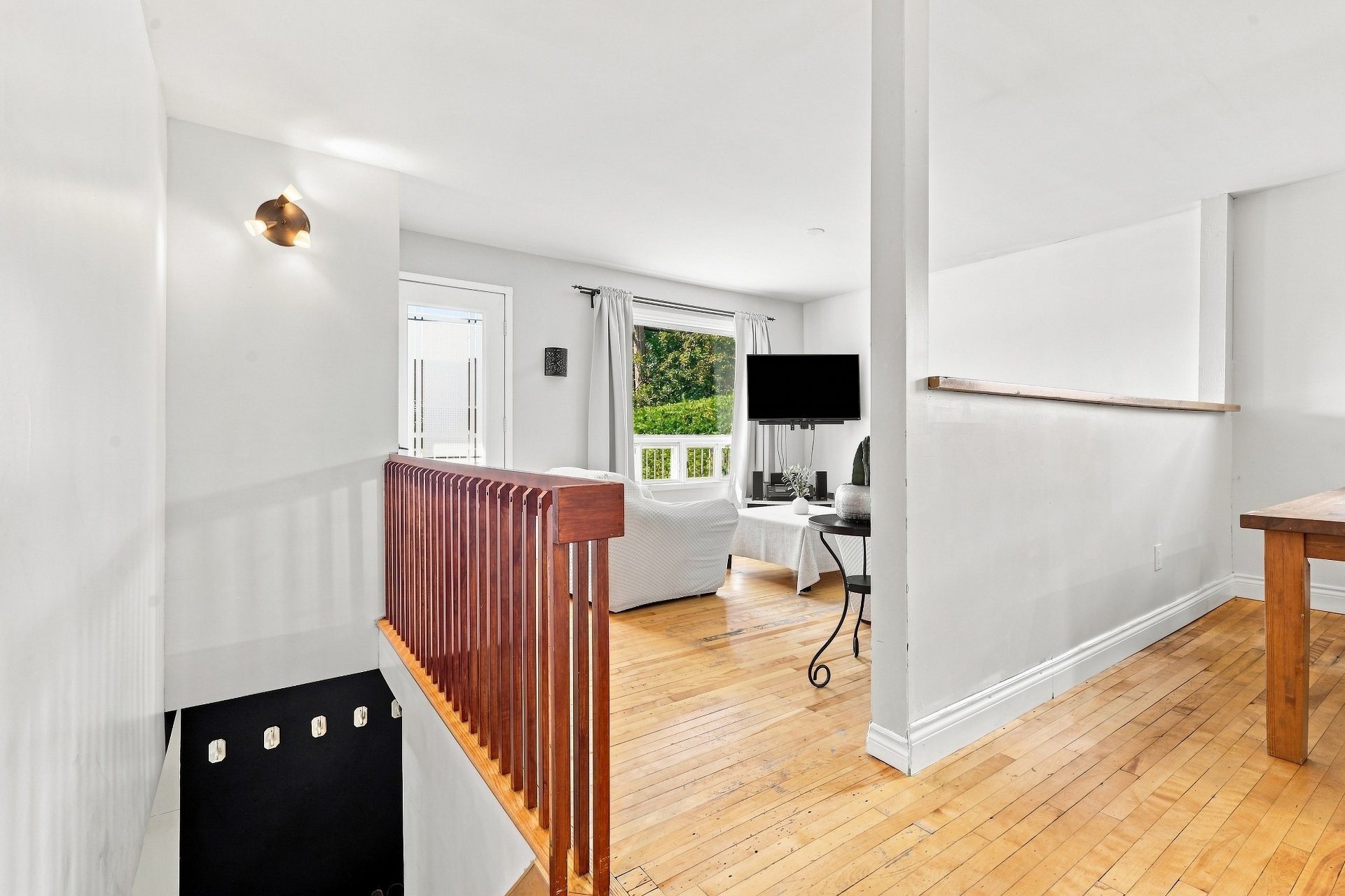 









2735


Rue Cornwall

,
Longueuil (Saint-Hubert),




QC
J3Y5G3

