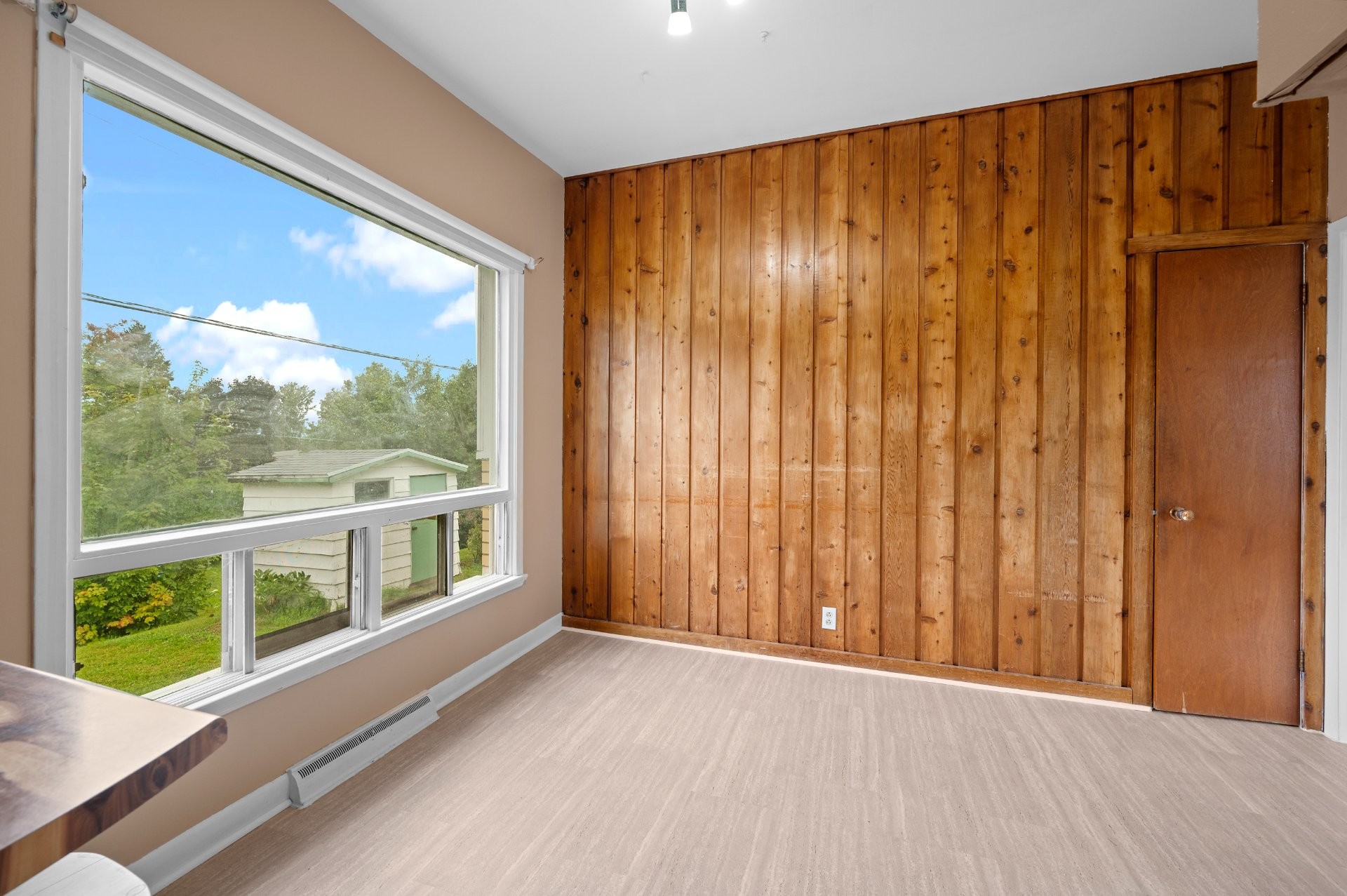 









104


Rue des Bolets

,
Lévis (Desjardins),




QC
G6V2H1

