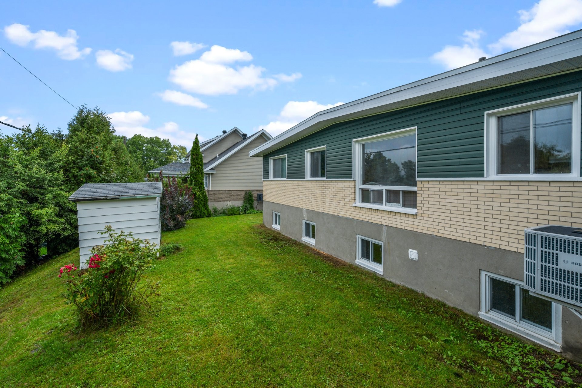









104


Rue des Bolets

,
Lévis (Desjardins),




QC
G6V2H1

