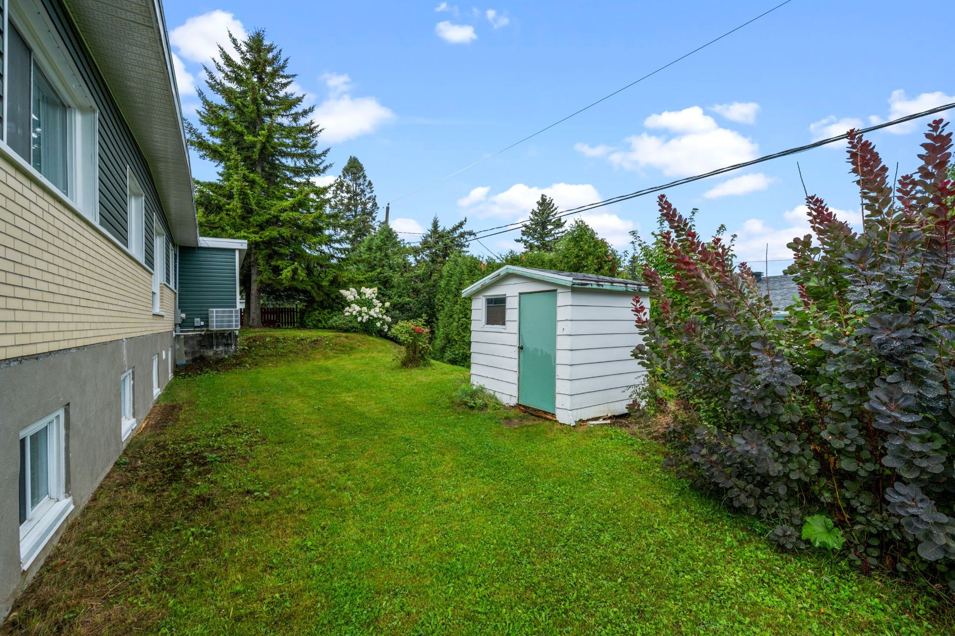 









104


Rue des Bolets

,
Lévis (Desjardins),




QC
G6V2H1

