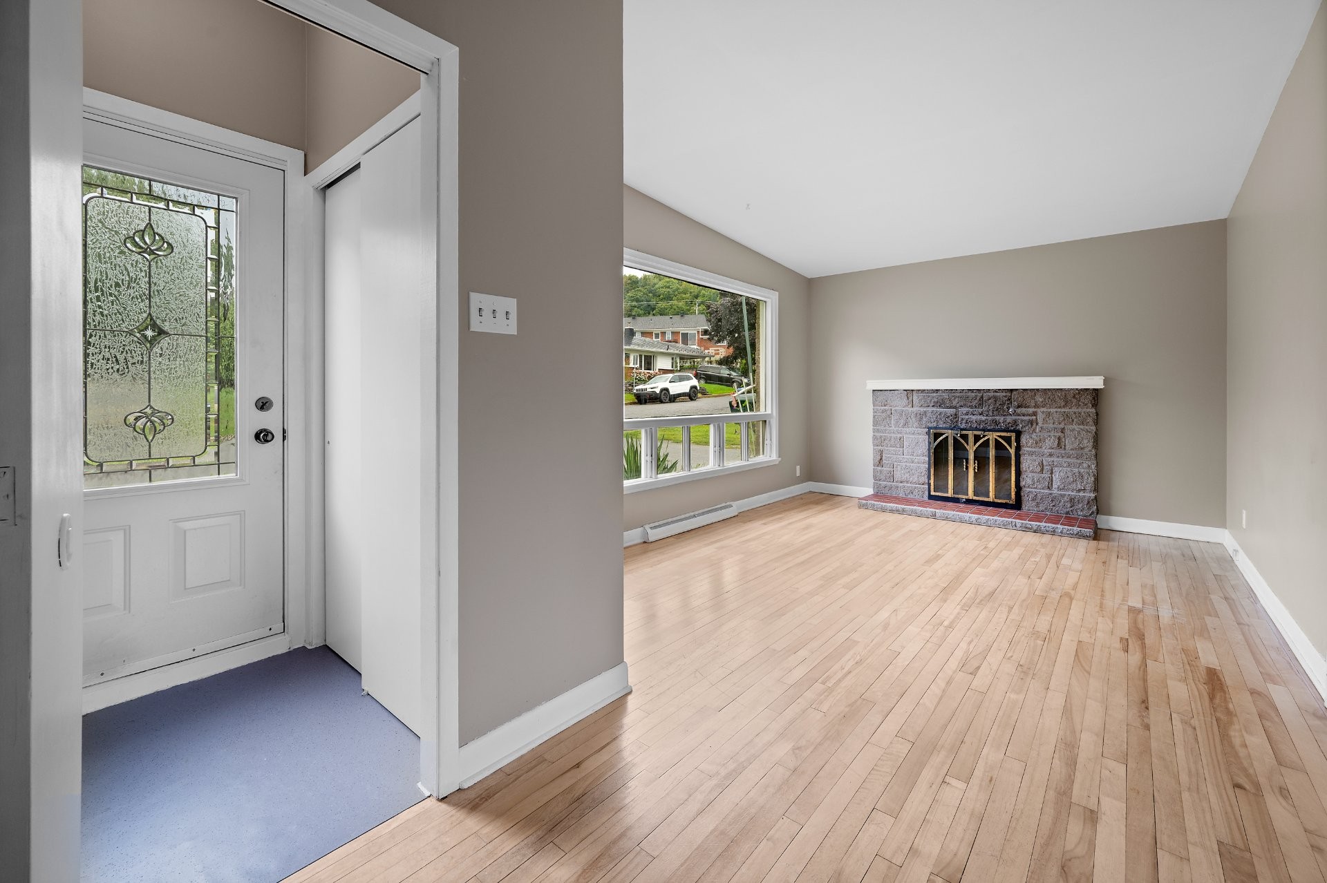 









104


Rue des Bolets

,
Lévis (Desjardins),




QC
G6V2H1


