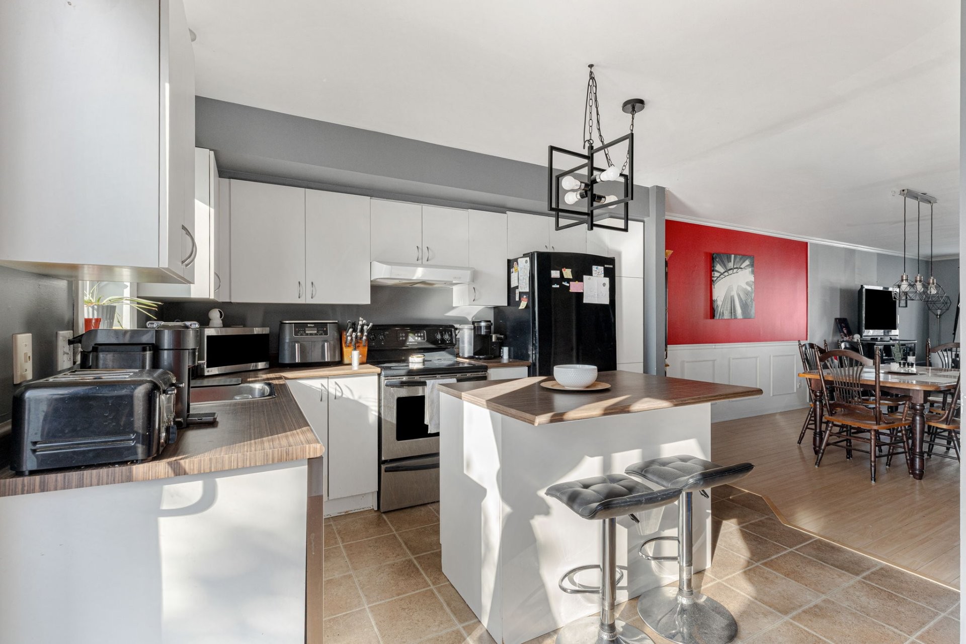 









74Z

 - 76Z


Rue de la Futaie

,
Varennes,




QC
J3X1Z6

