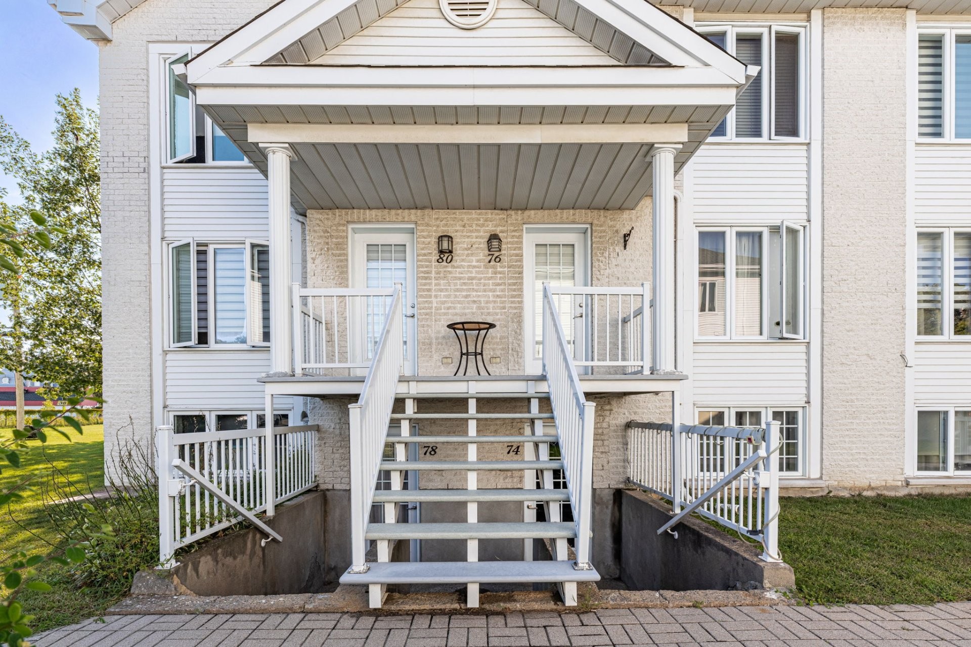 









74Z

 - 76Z


Rue de la Futaie

,
Varennes,




QC
J3X1Z6

