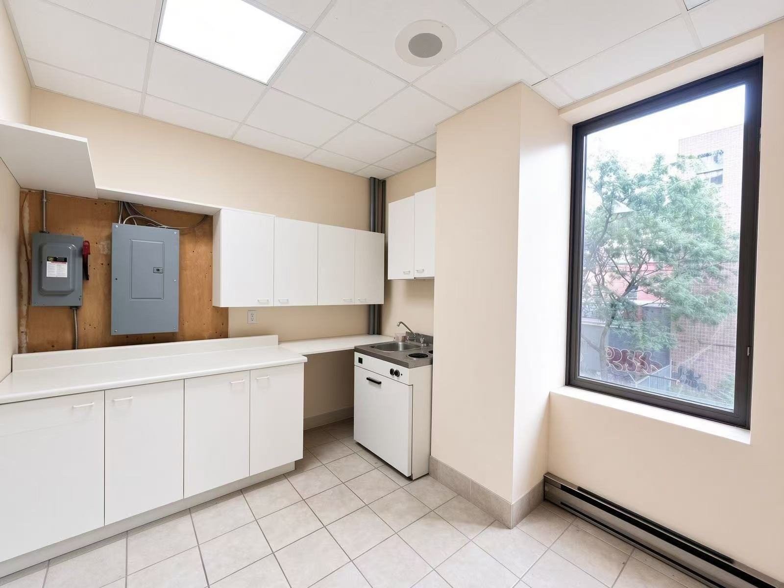 









1111


Rue St-Urbain

, M03,
Montréal (Ville-Marie),




QC
H2Z1Y6

