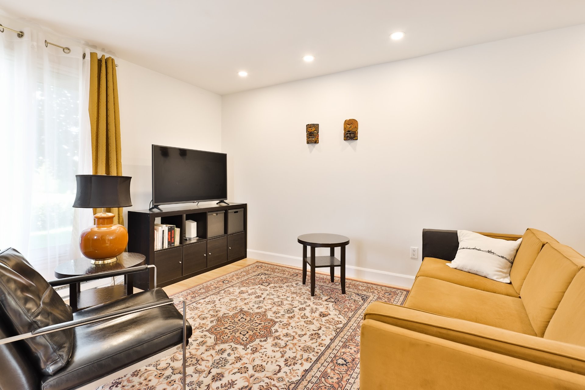 









1323


Boul. Jolibourg

,
Laval (Sainte-Dorothée),




QC
H7Y1W8

